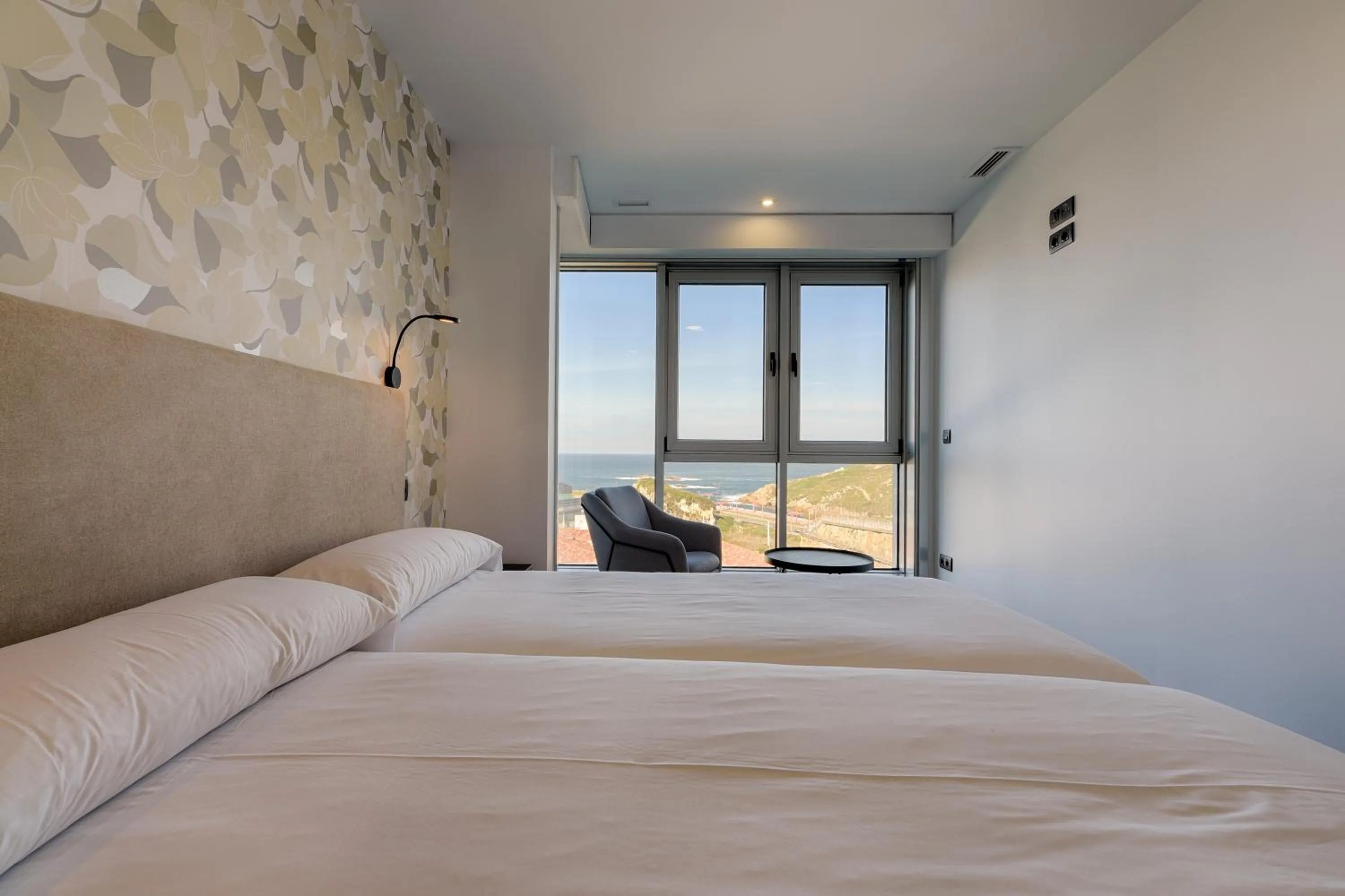 Bed in TH Apartments by Como en Casa