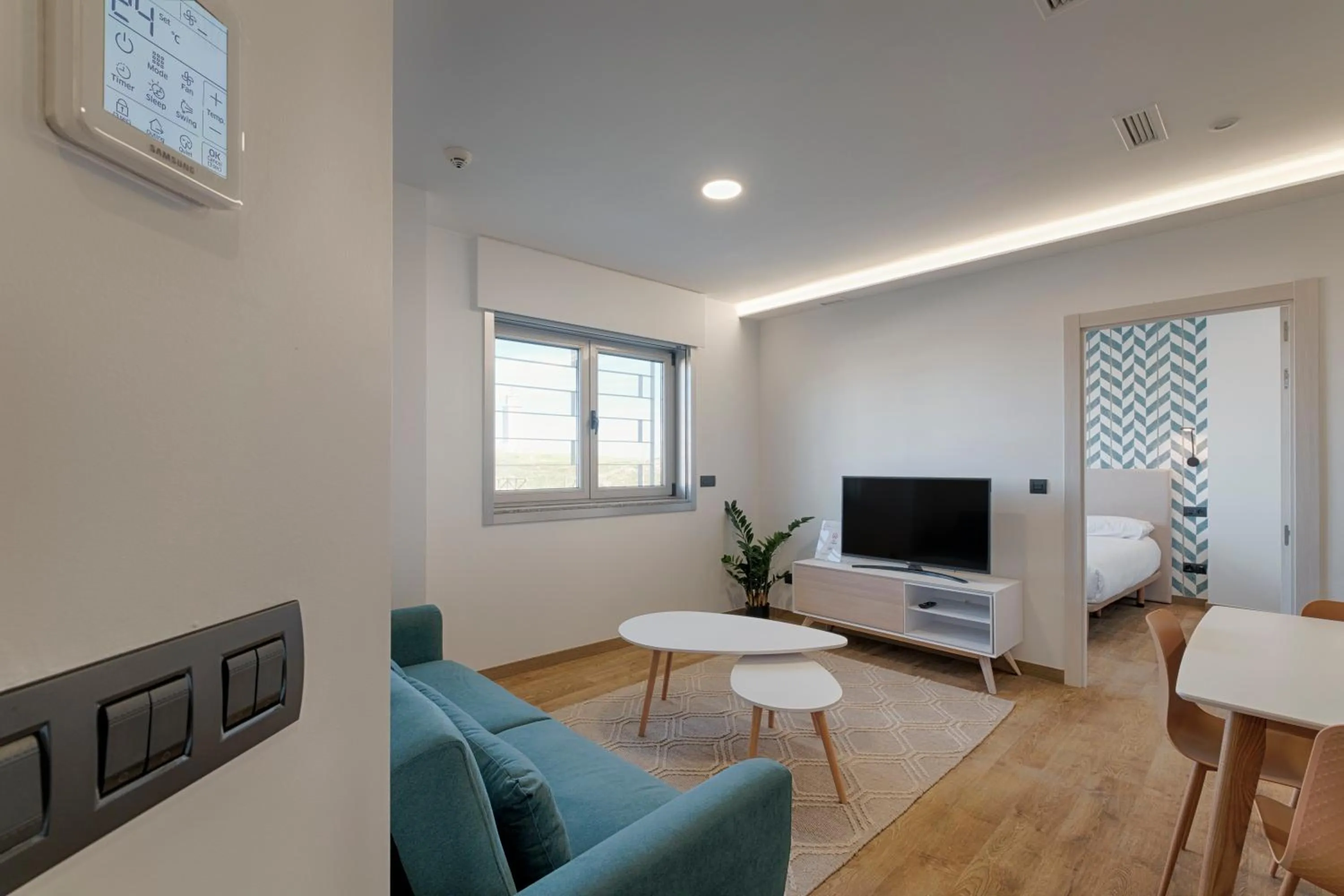 TV and multimedia in TH Apartments by Como en Casa