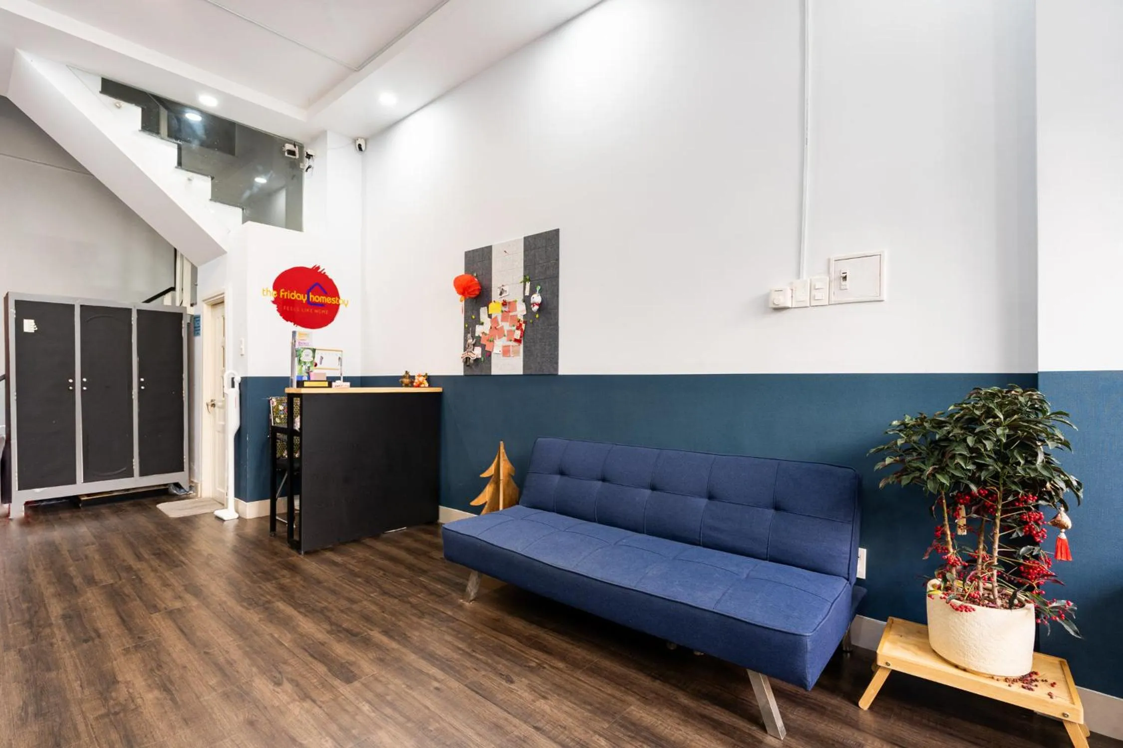 Property building in Friday Saigon Centre Homestay