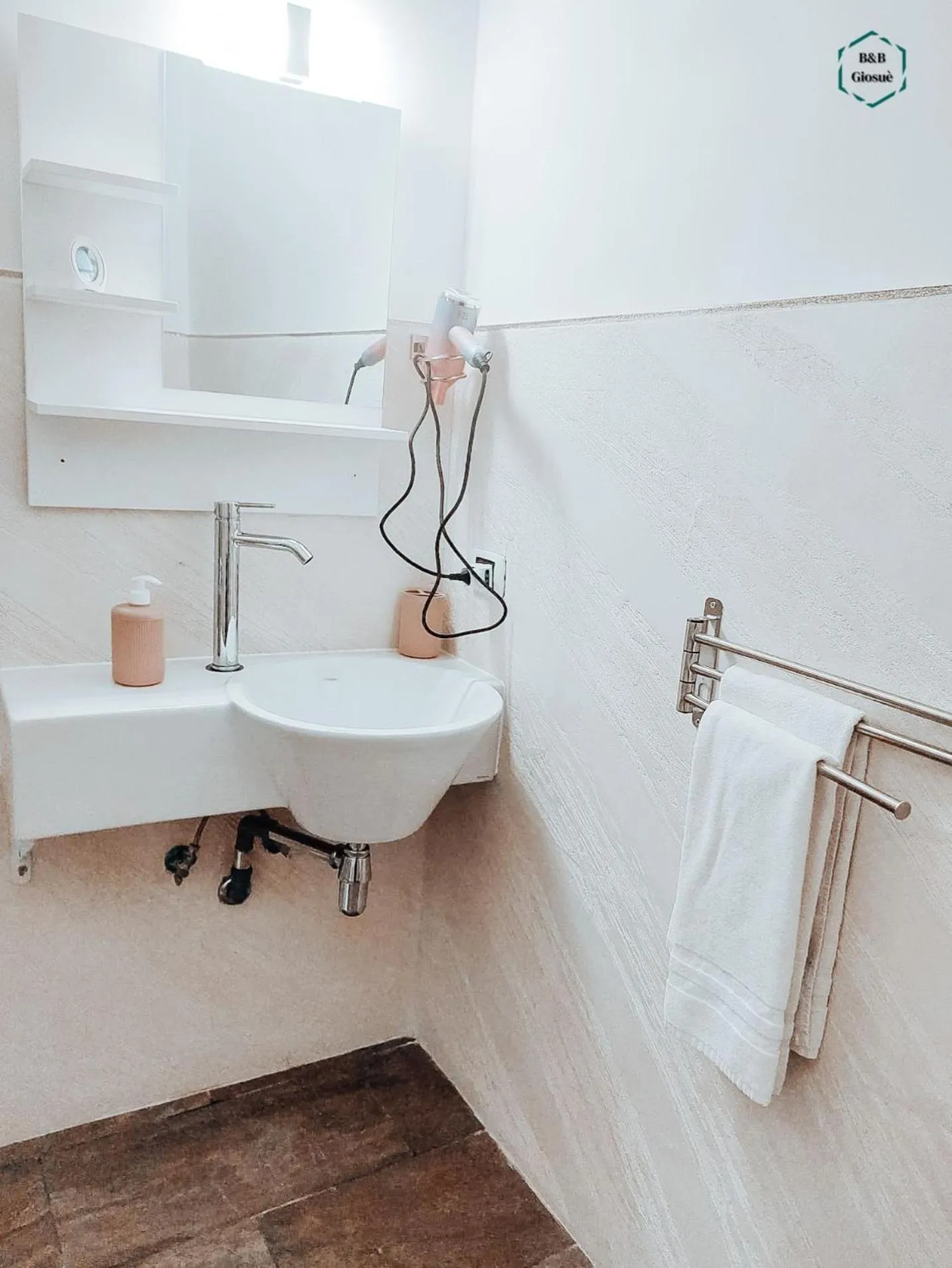 Bathroom in B&B Giosuè