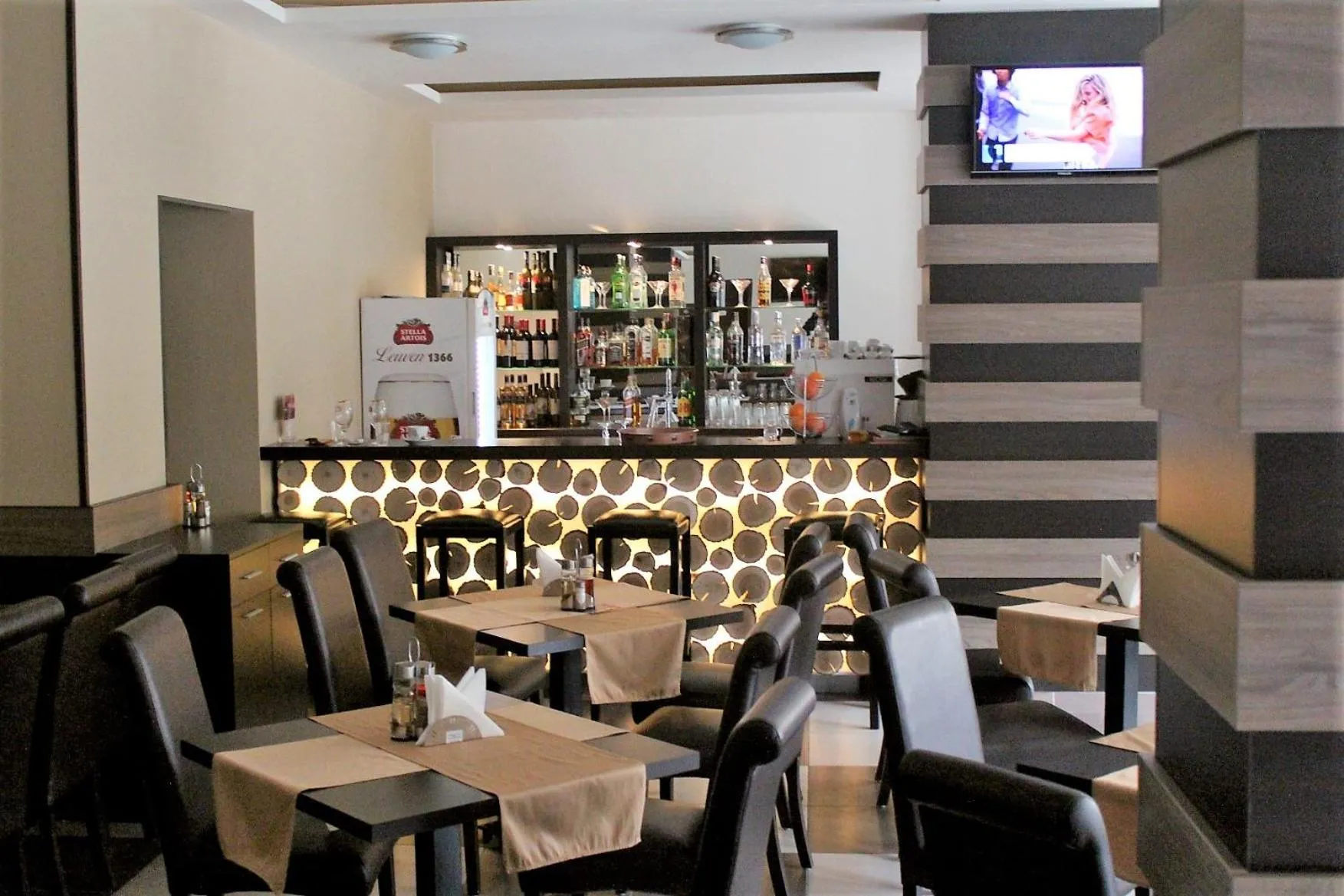 Restaurant/places to eat in Borovets Green Hotel