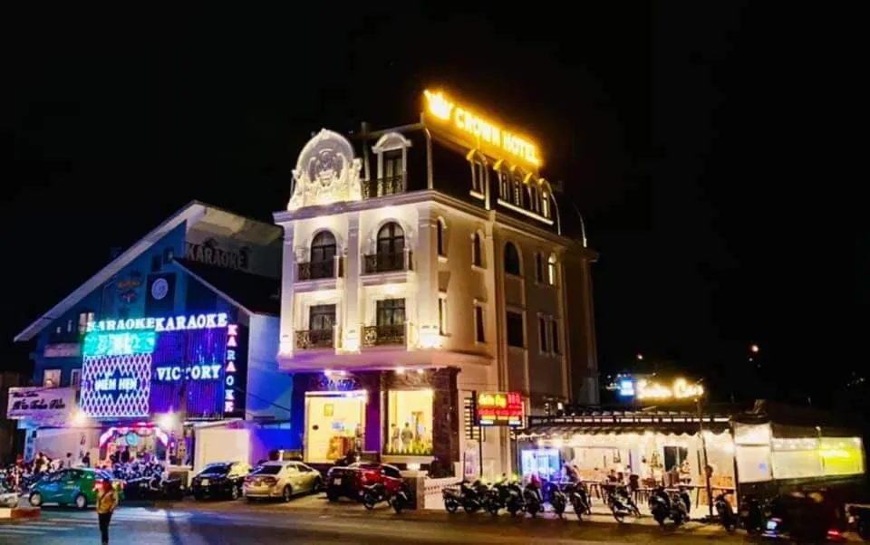 Crown Dalat Hotel