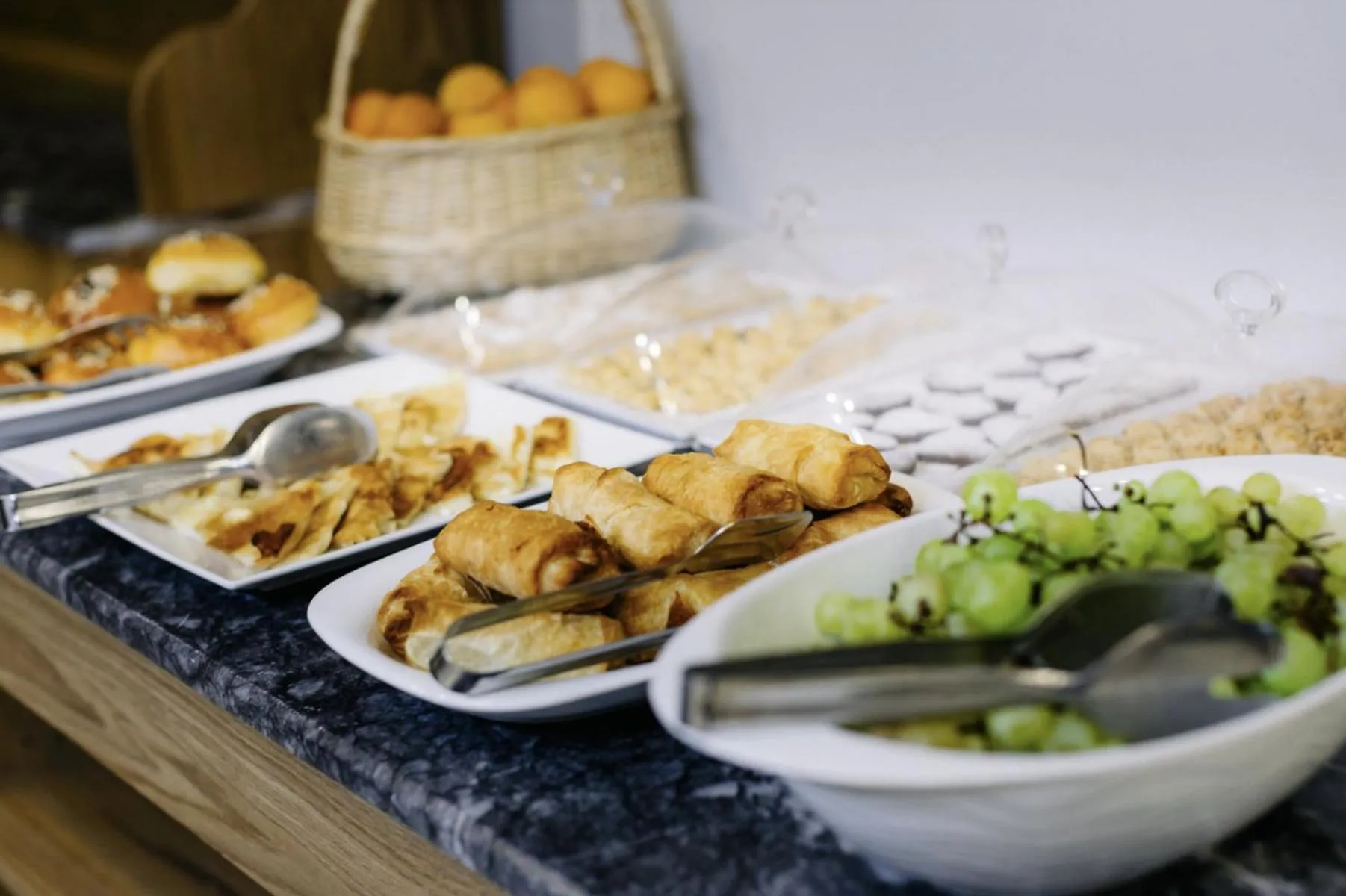 Restaurant/places to eat in Sakarya Hotel