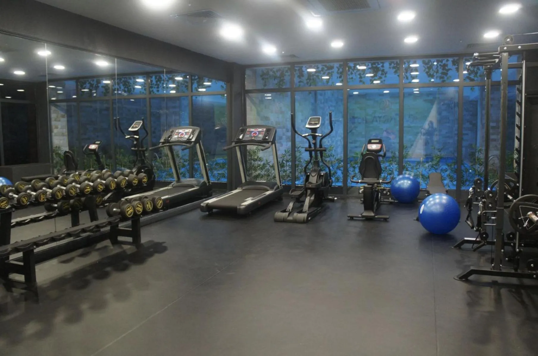 Fitness centre/facilities in Sakarya Hotel