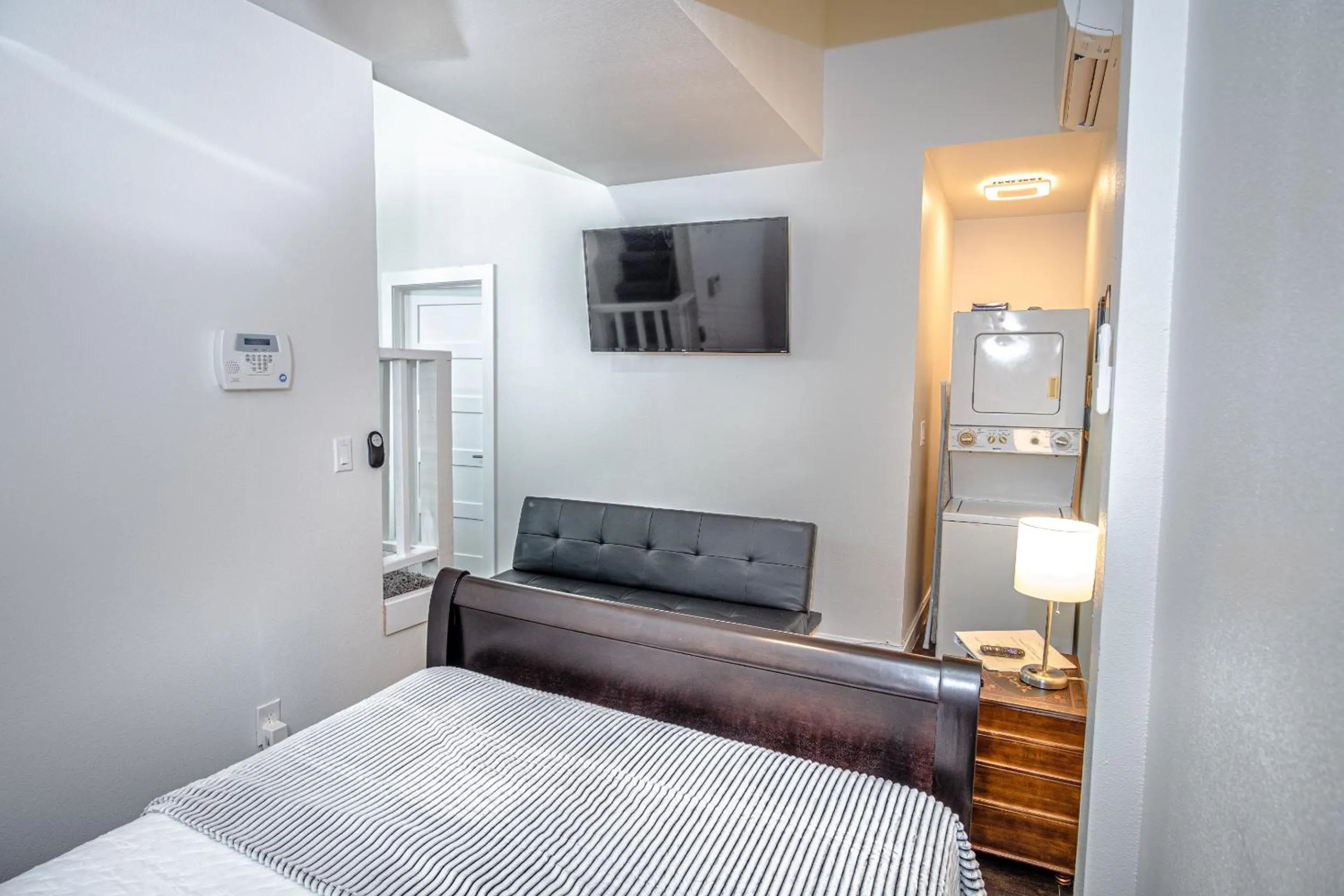 Bedroom, Bed in Guest House with Loft Near Downtown