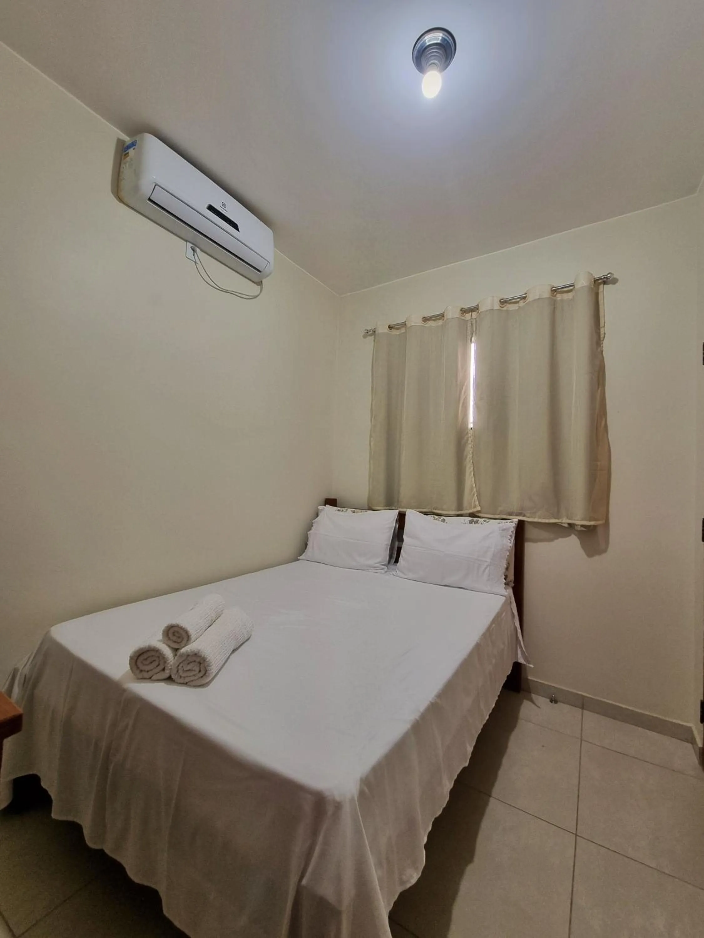 Bedroom, Bed in Village São Jorge - Guest Apartment