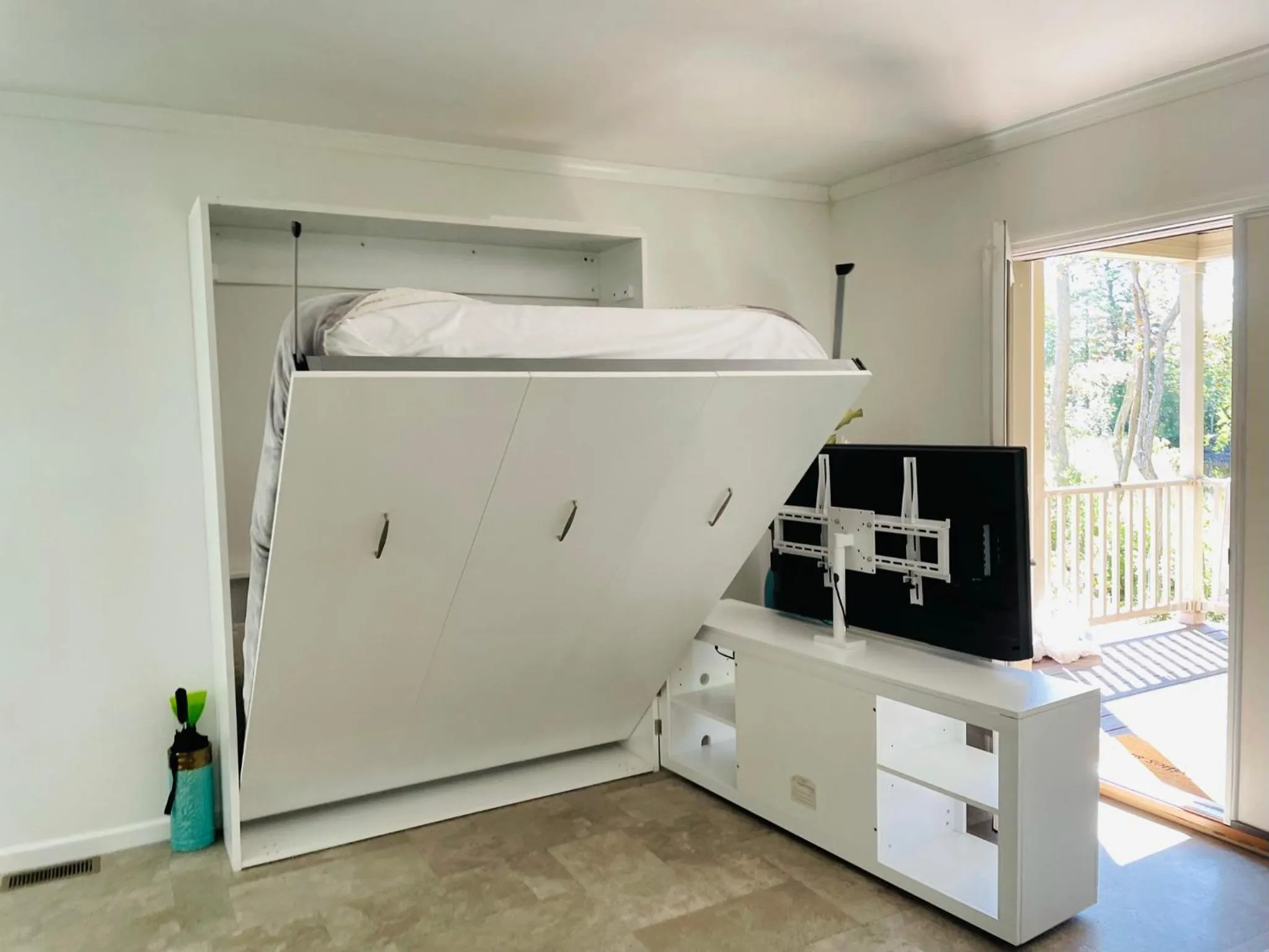 Bed in Swan Lake Resort