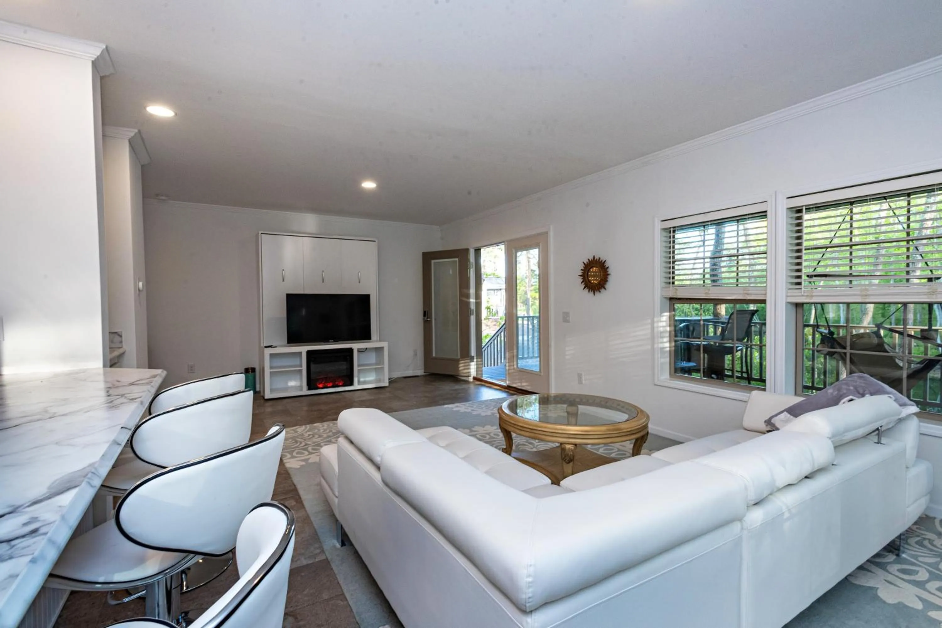 Living room in Swan Lake Resort