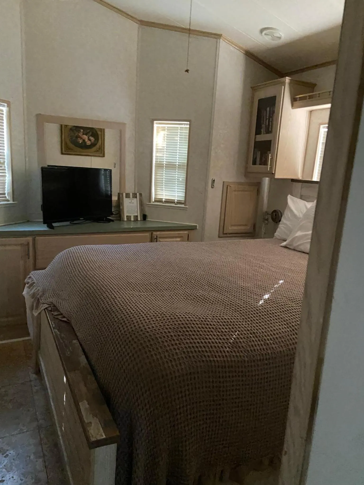 Bed in Swan Lake Resort