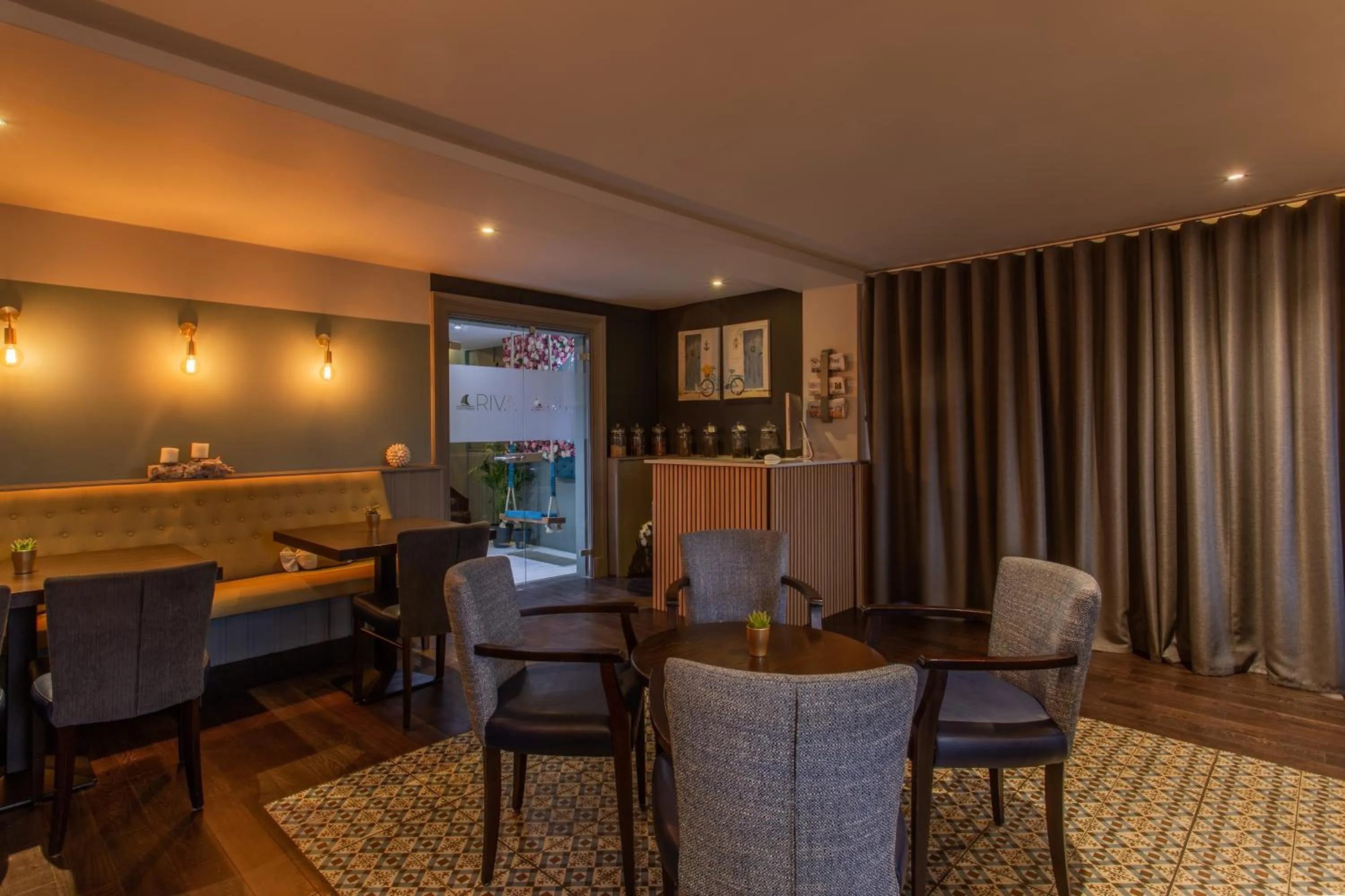 Lounge or bar in Riva Boutique Hotel