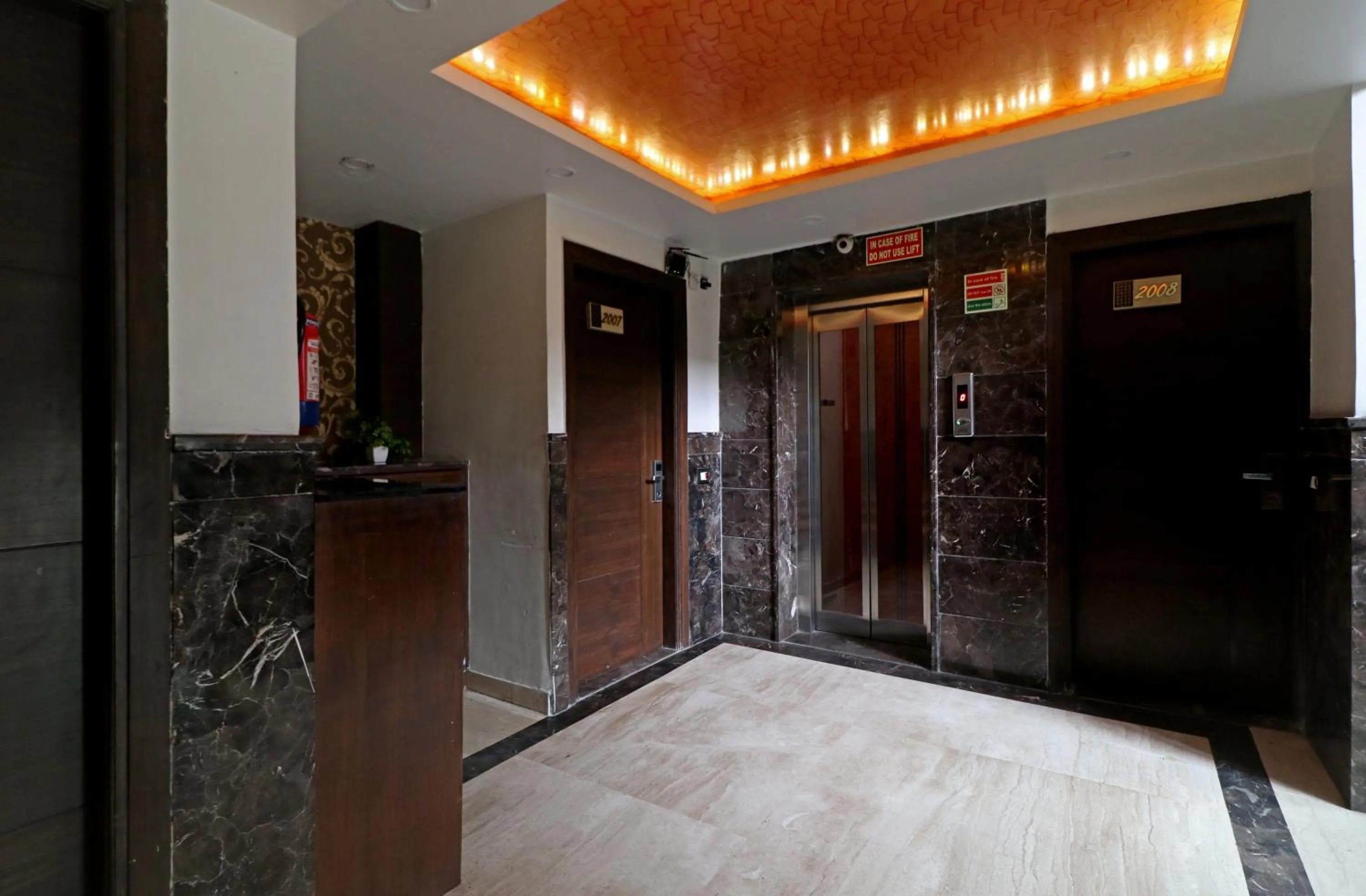 Lobby or reception in Hotel Mannat international by Mannat