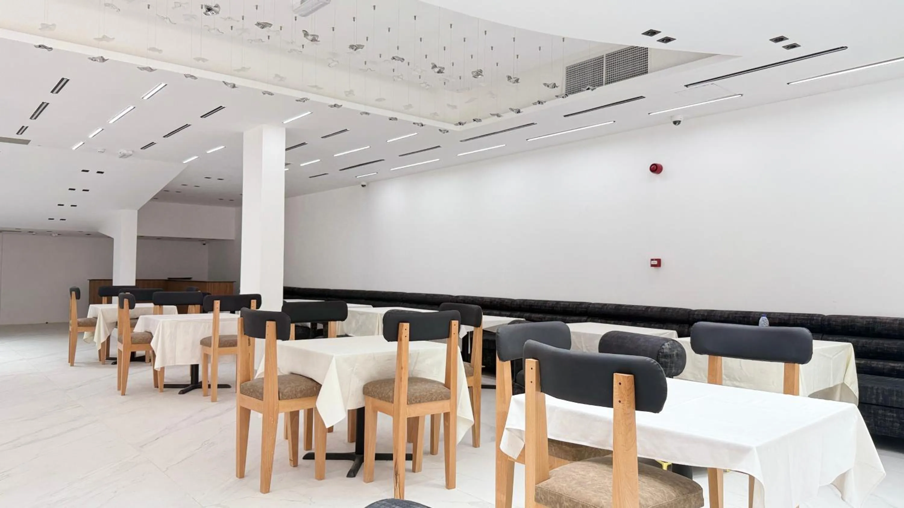 Restaurant/places to eat in Palette Sharjah Aparthotel formerly Royal Tulip