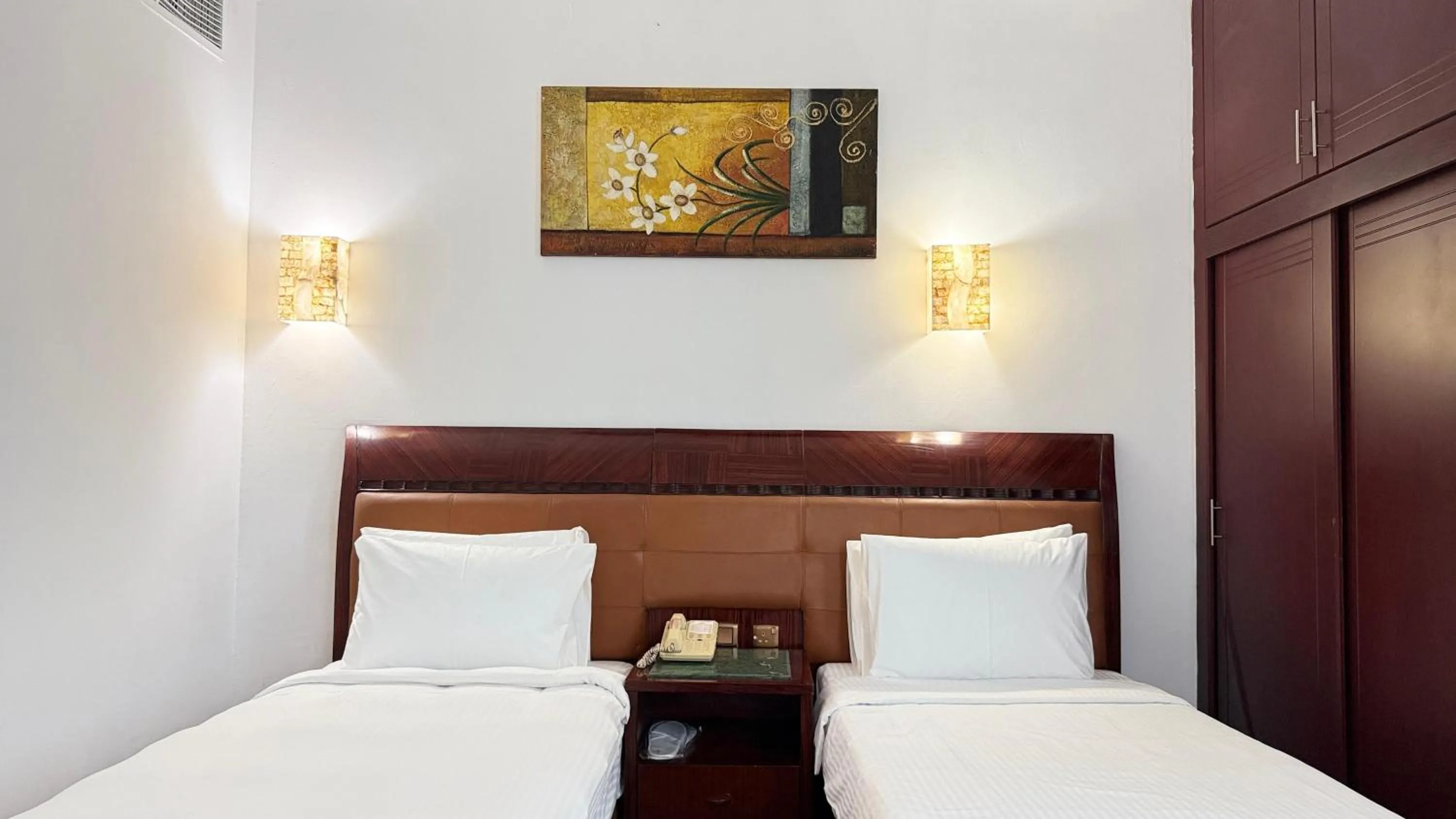 Photo of the whole room, Bed in Palette Sharjah Aparthotel formerly Royal Tulip