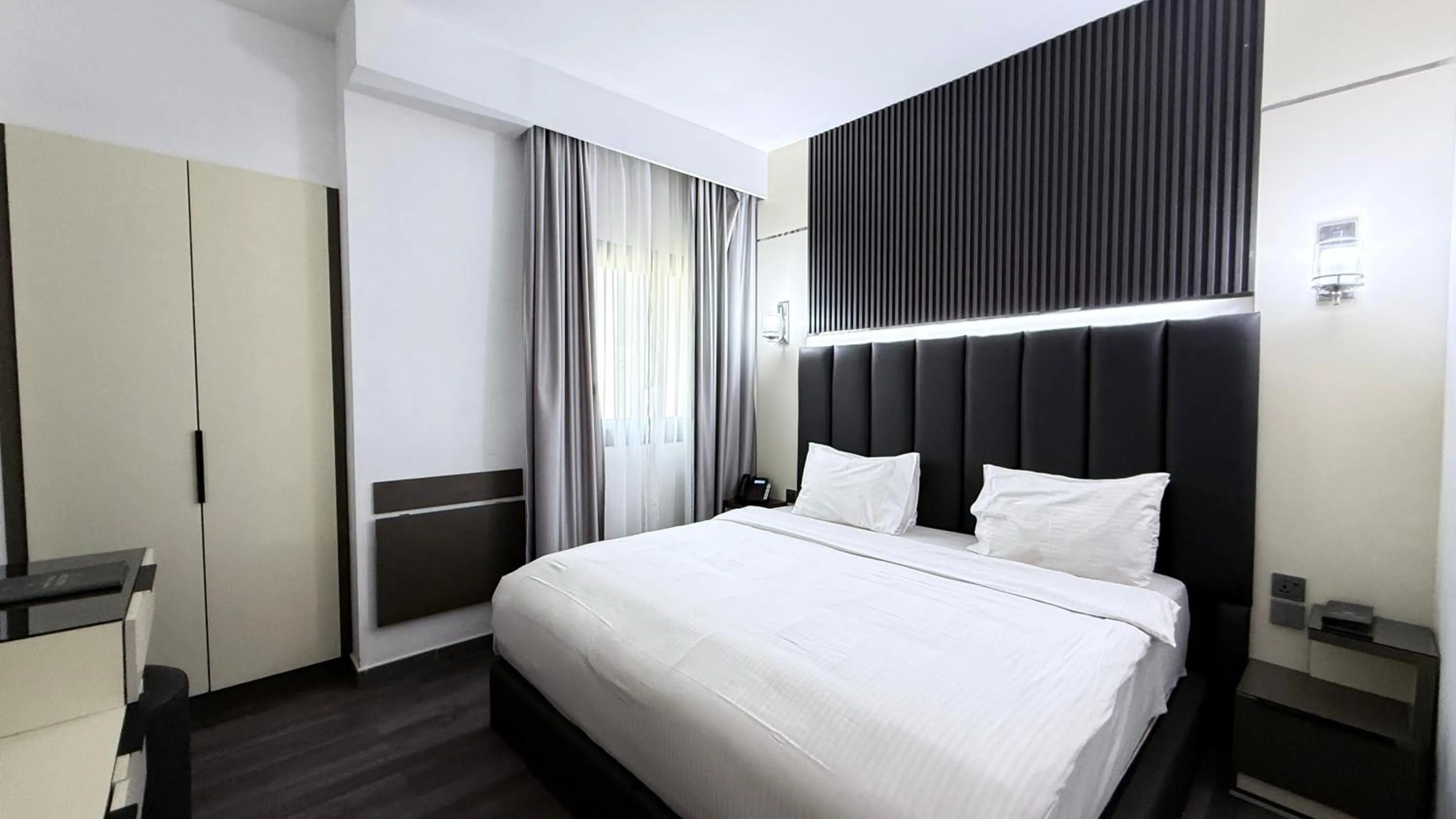 Photo of the whole room, Bed in Palette Sharjah Aparthotel formerly Royal Tulip