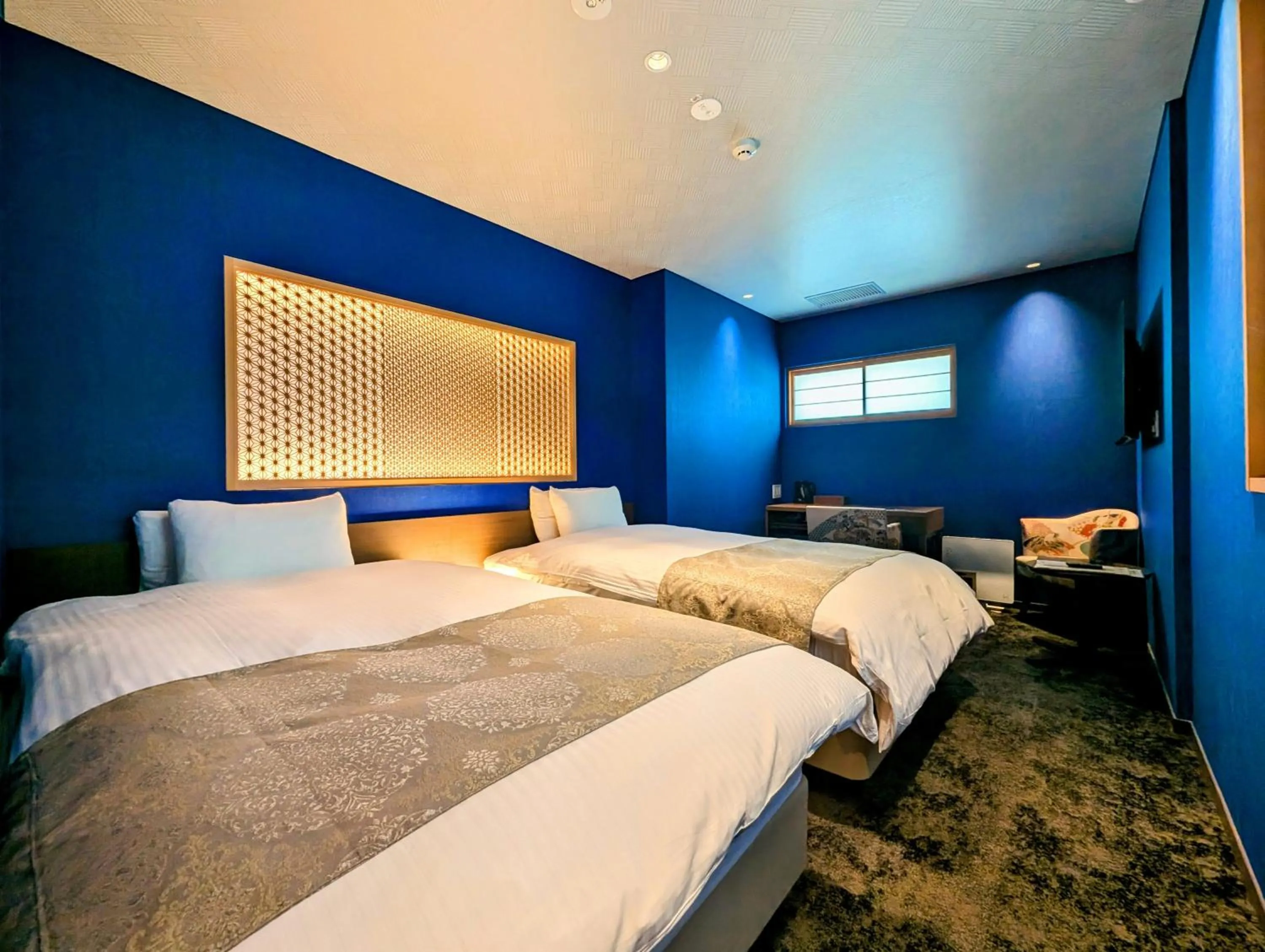 Photo of the whole room, Bed in ひがし茶屋街らしく金沢 Hotel Rashiku kanazawa