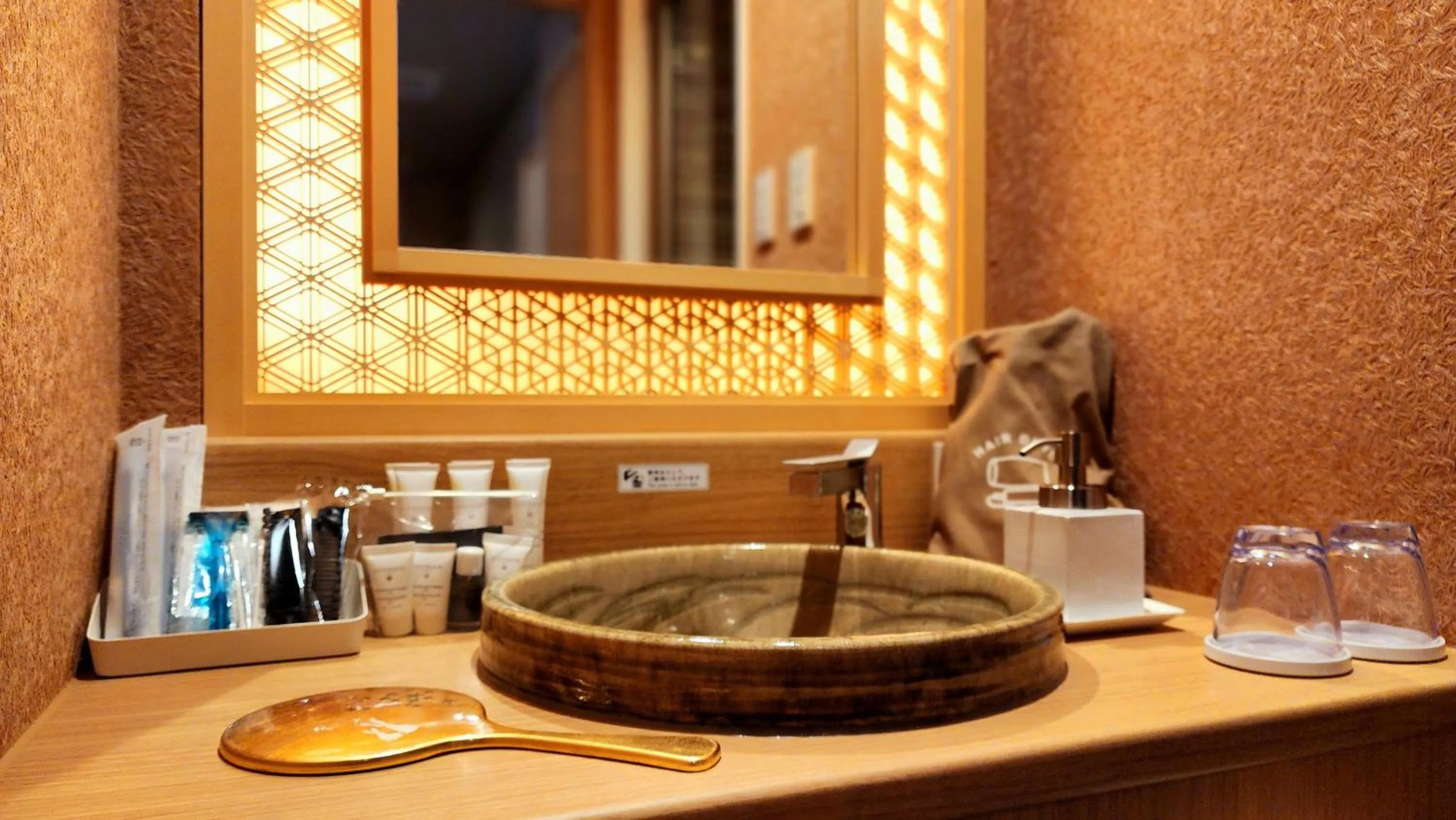 Photo of the whole room in ひがし茶屋街らしく金沢 Hotel Rashiku kanazawa