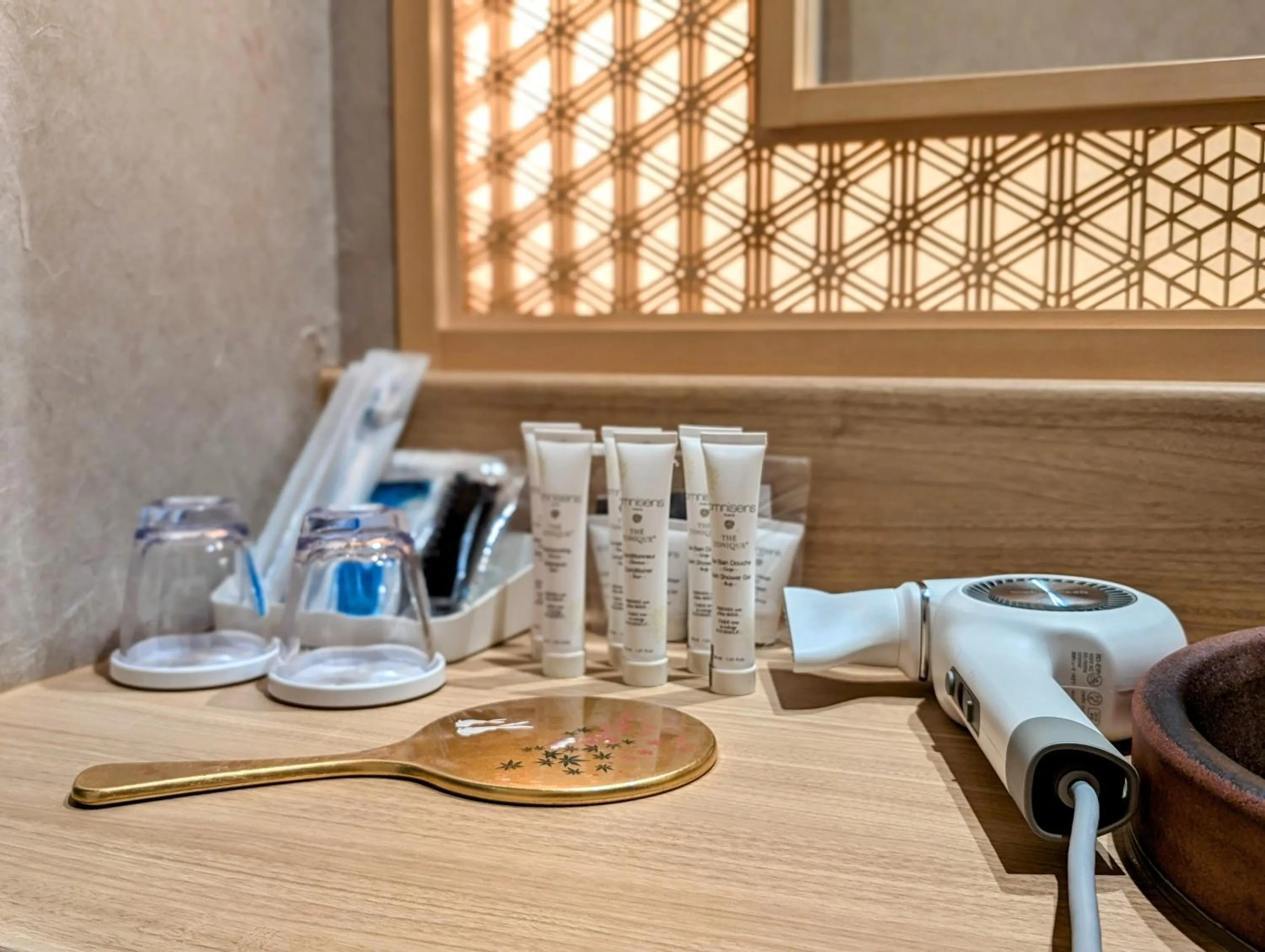 Photo of the whole room in ひがし茶屋街らしく金沢 Hotel Rashiku kanazawa