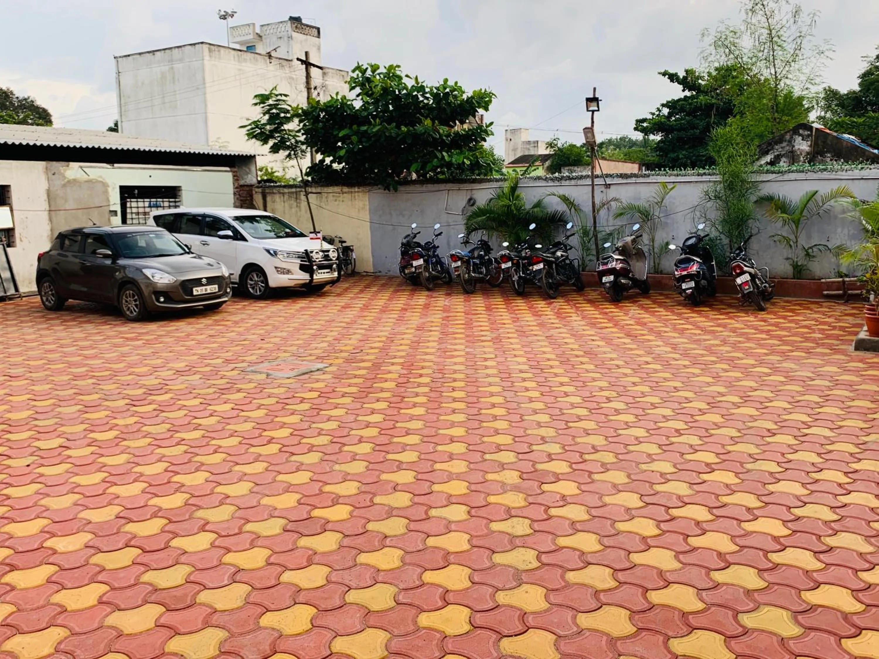 Property building in Golden Parrk