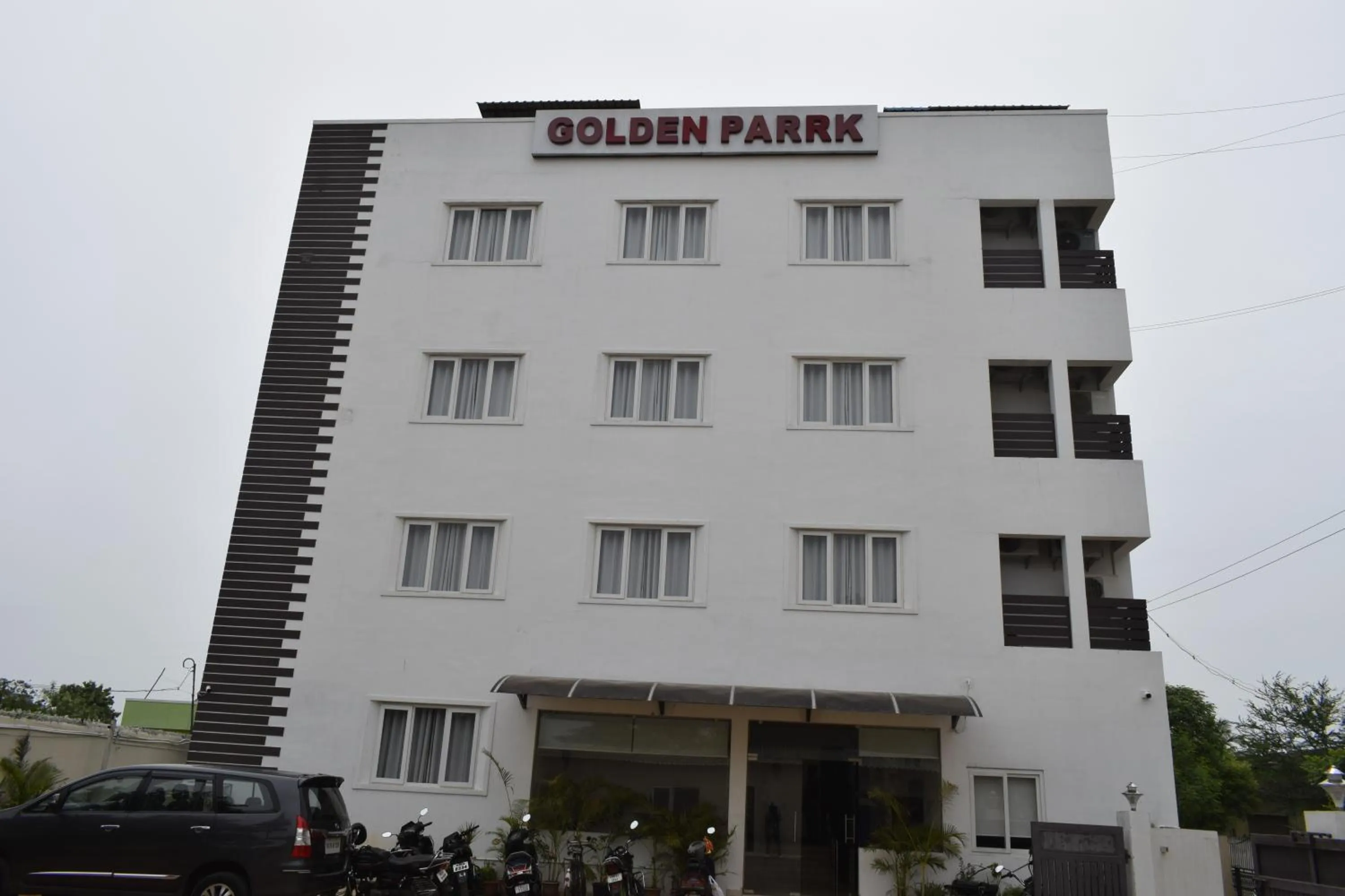 Property building in Golden Parrk