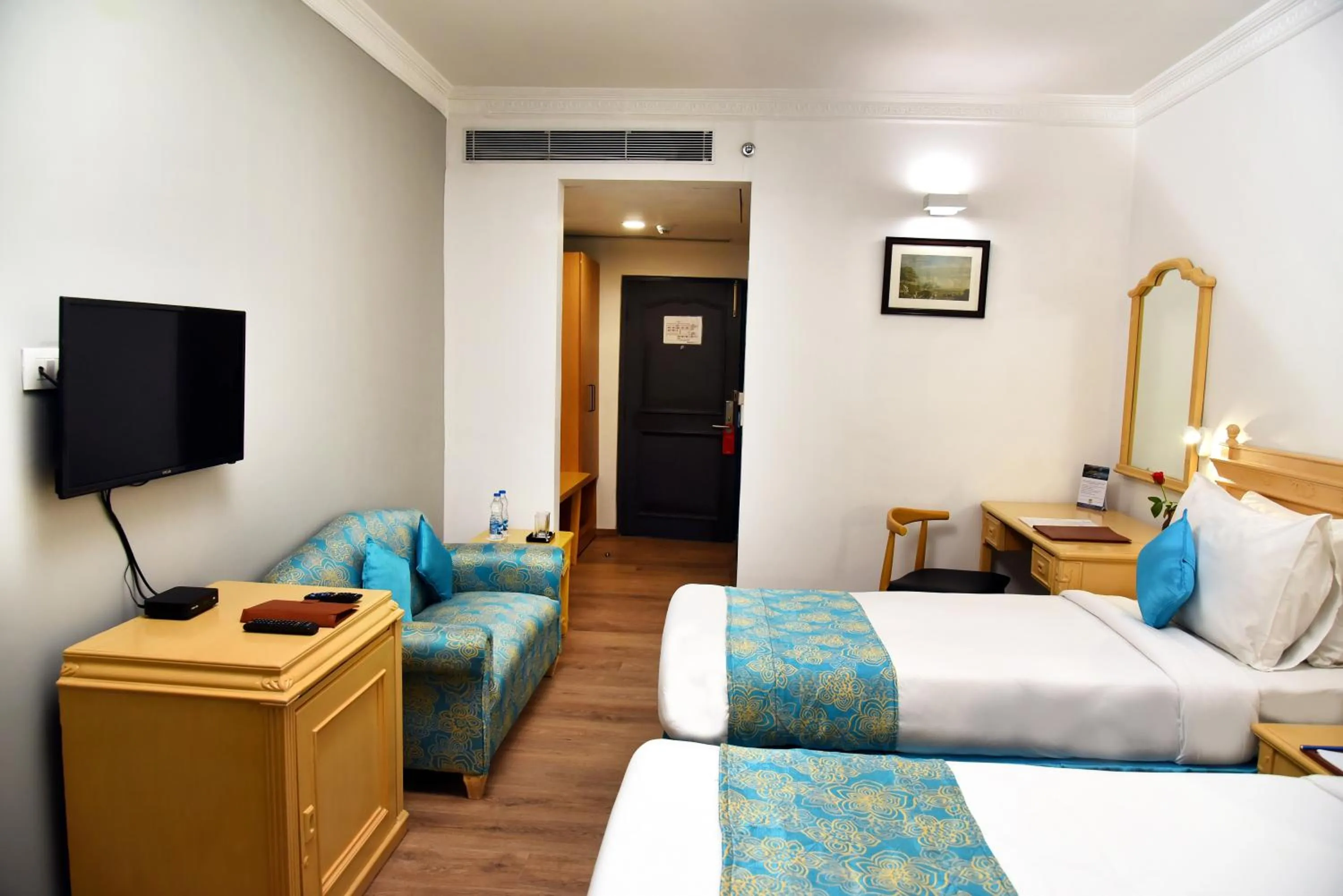 Photo of the whole room, Bed in Golden Parkk Hotel