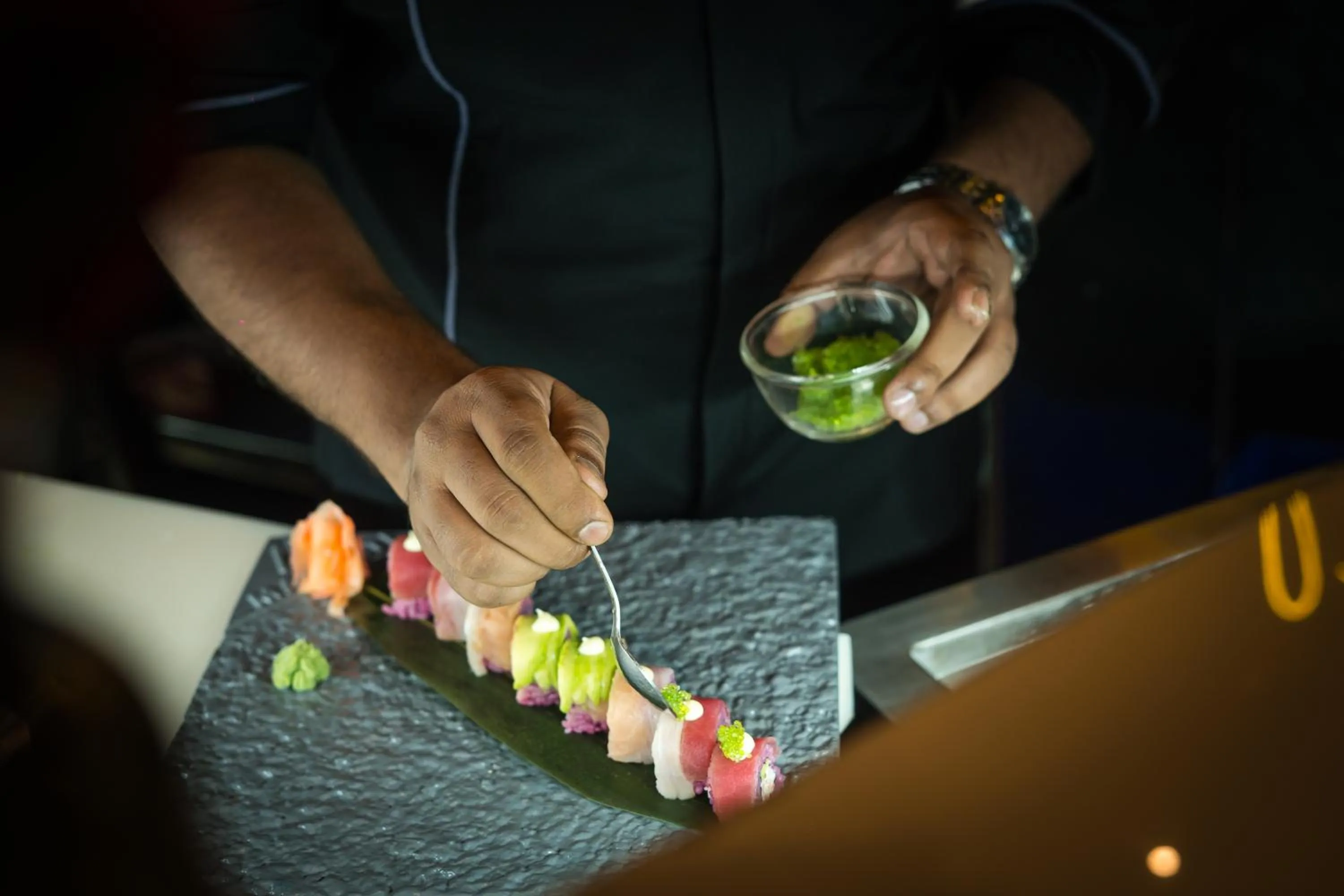 Restaurant/places to eat in Golden Parkk Hotel