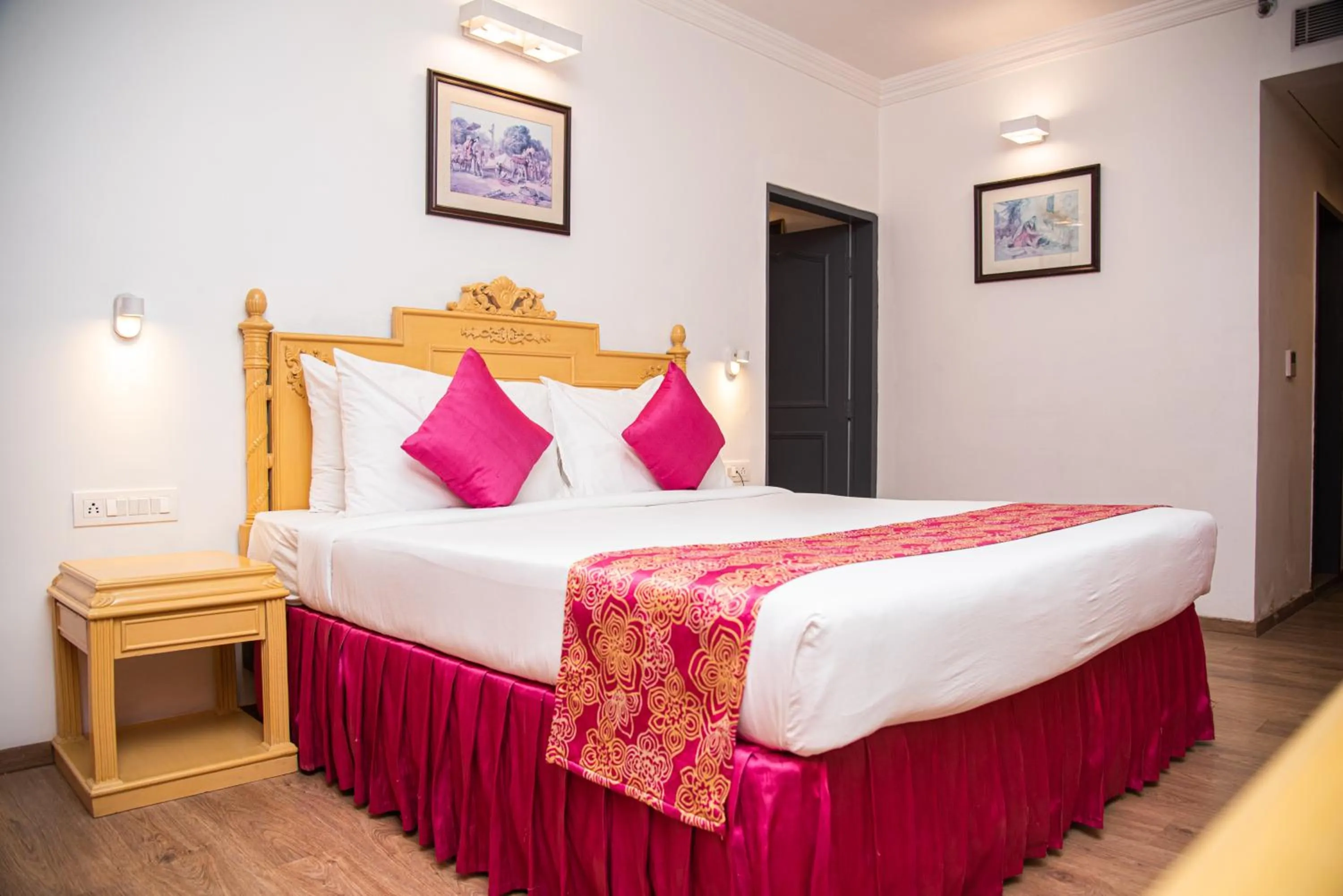 Superior Double Room in Golden Parkk Hotel