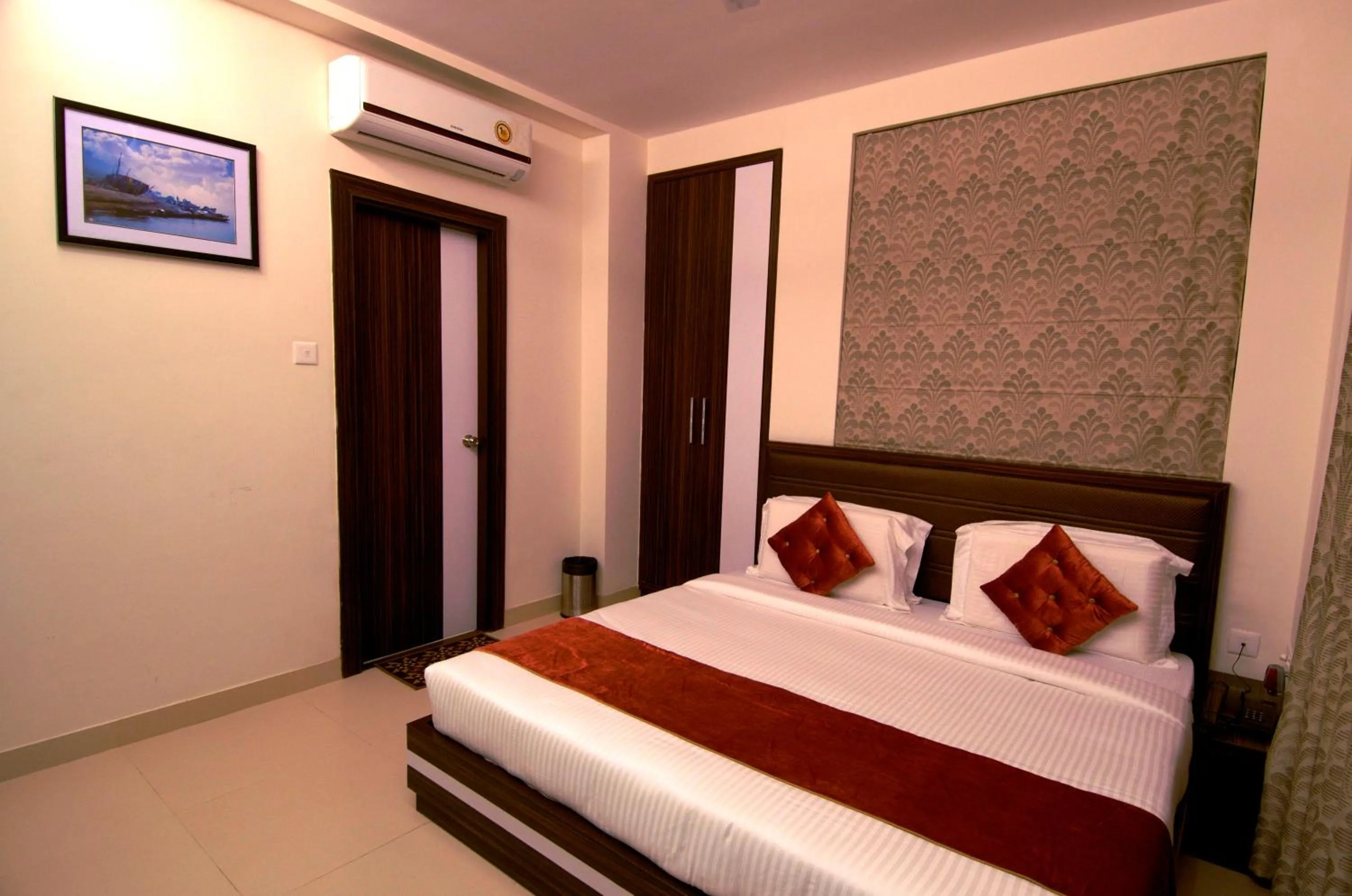 Bed in Hotel Premiere Villa