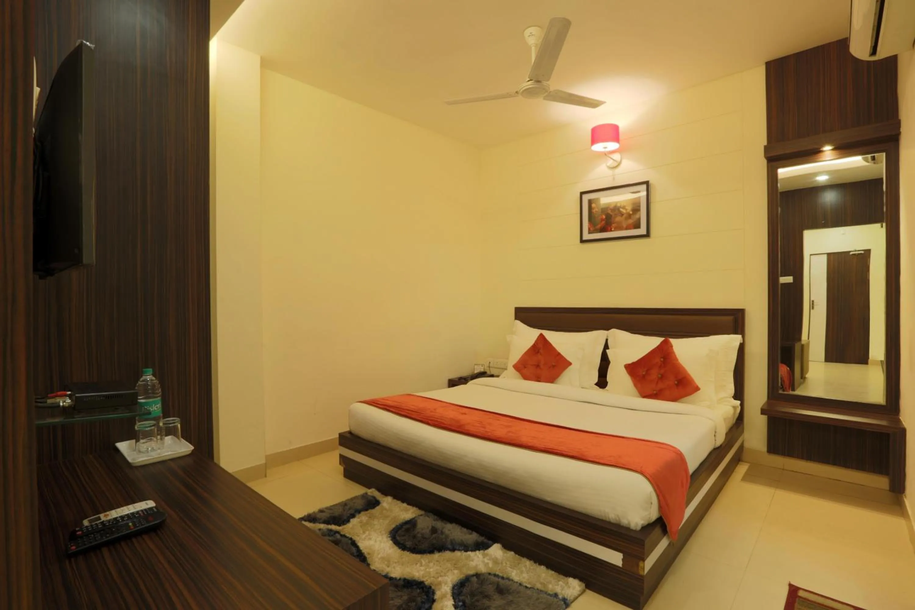 Bedroom, Bed in Hotel Premiere Villa