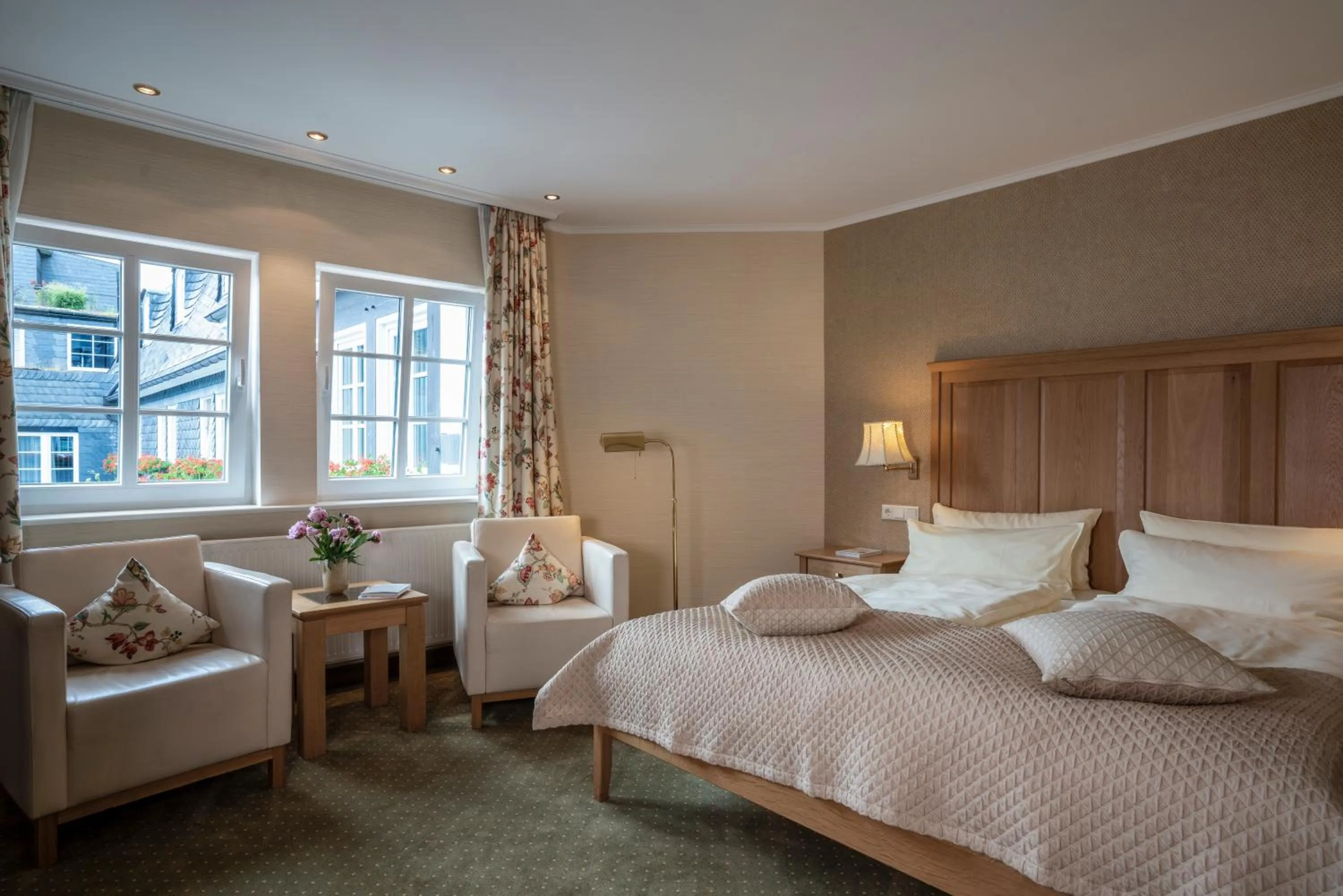 Photo of the whole room, Bed in Hotel Deimann