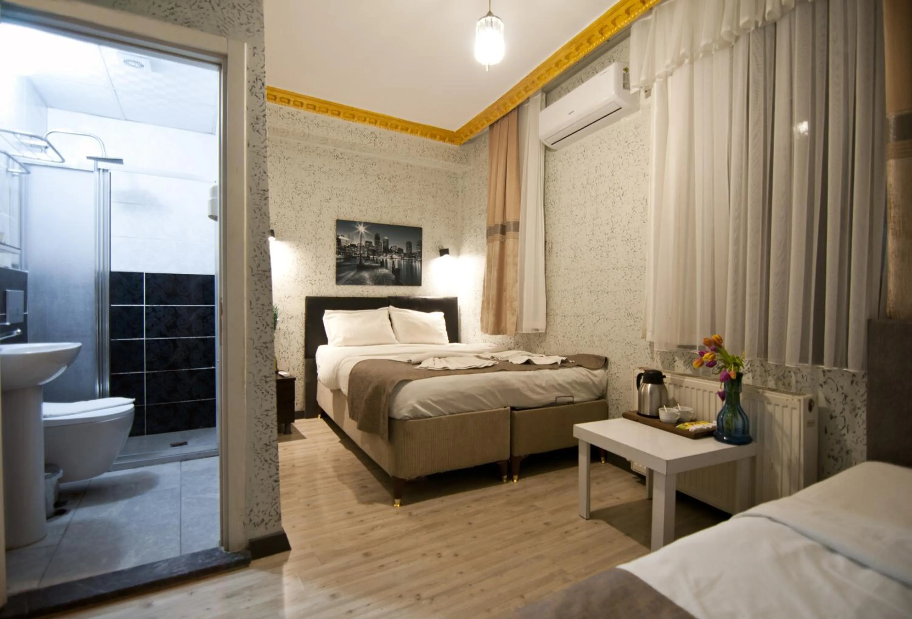 Bed in Golden Horn Park Hotel