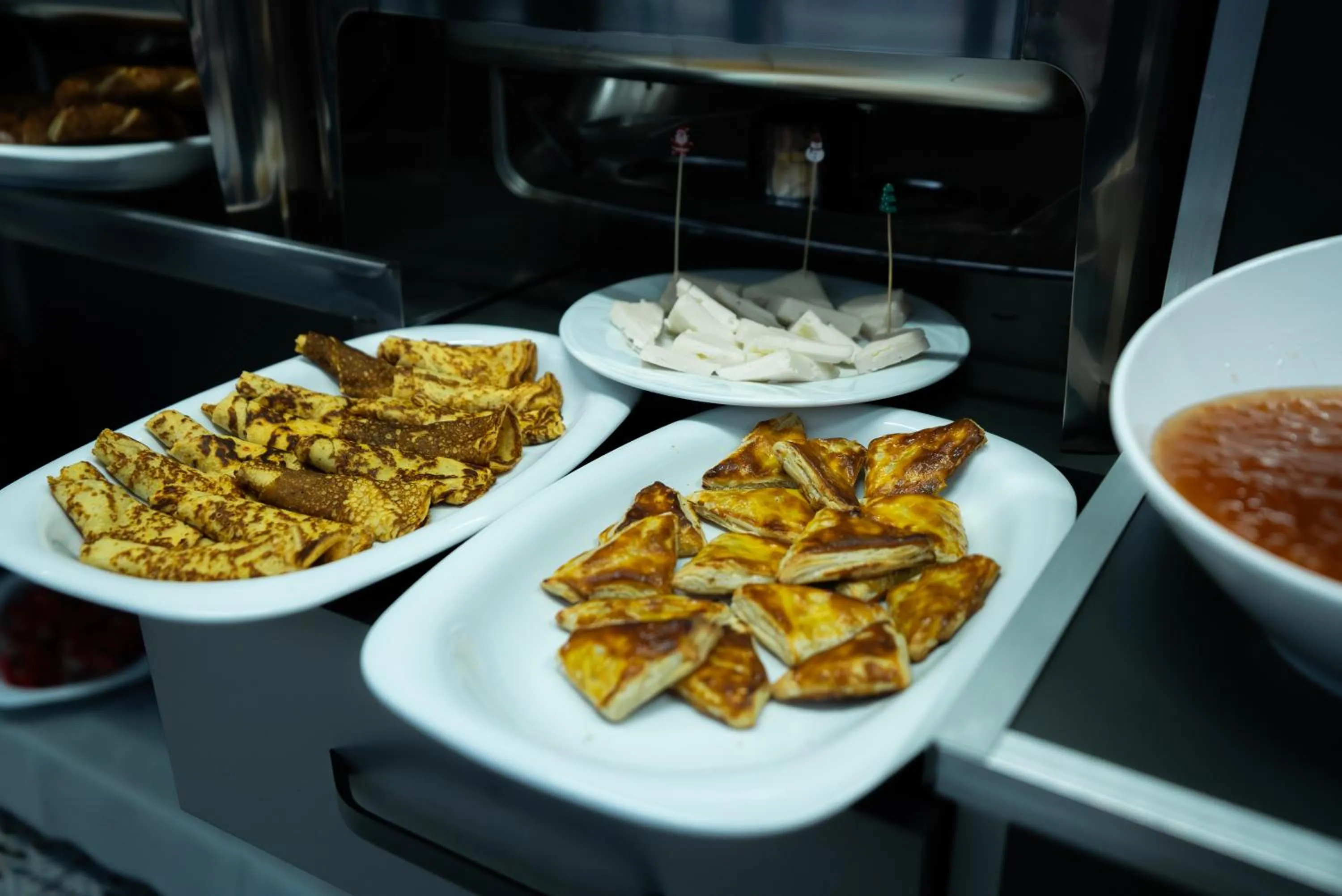 Food and drinks in Golden Horn Park Hotel