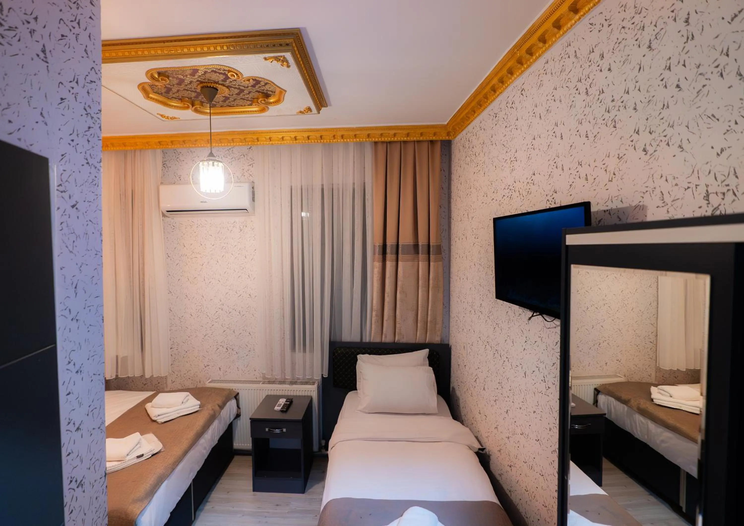 Bed in Golden Horn Park Hotel