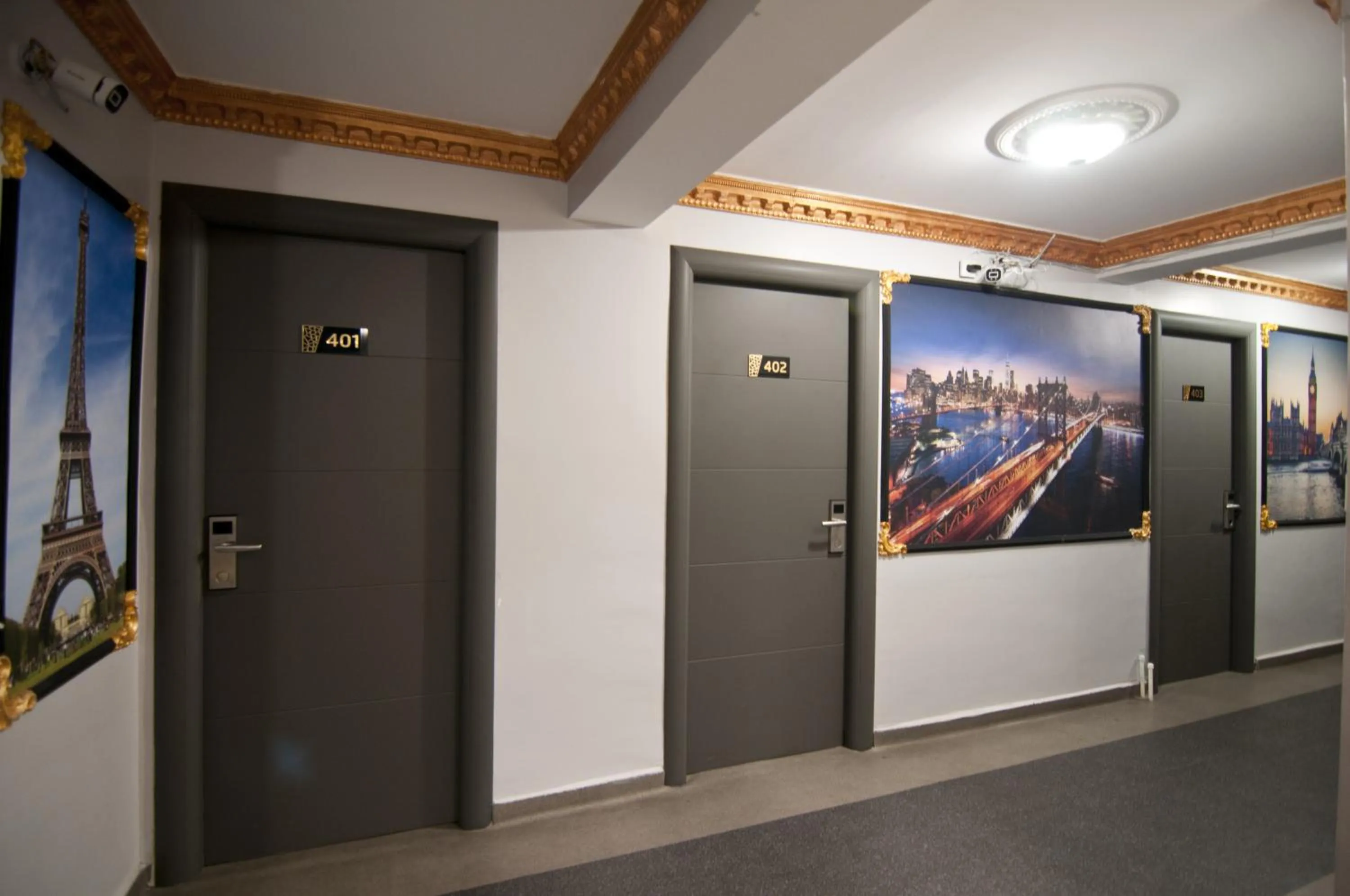 Decorative detail in Golden Horn Park Hotel