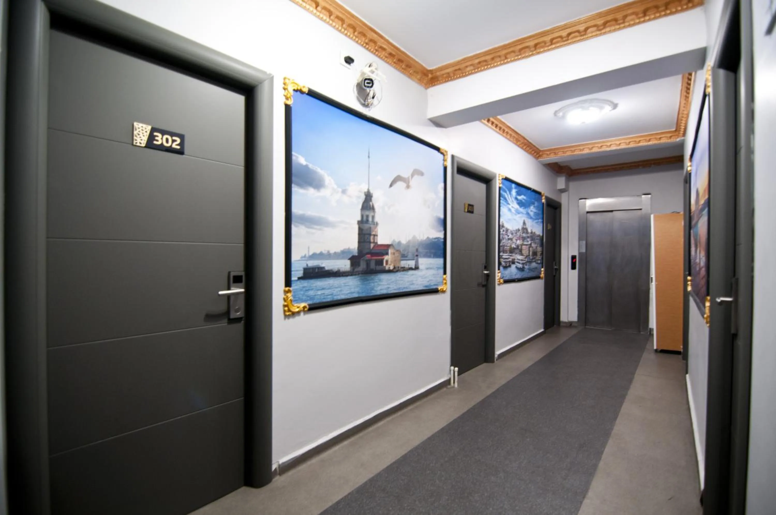 Decorative detail in Golden Horn Park Hotel