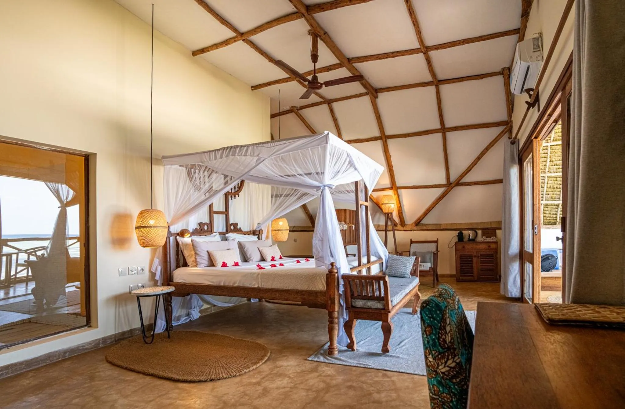 Bed in Marafiki Beach Hotel & SPA