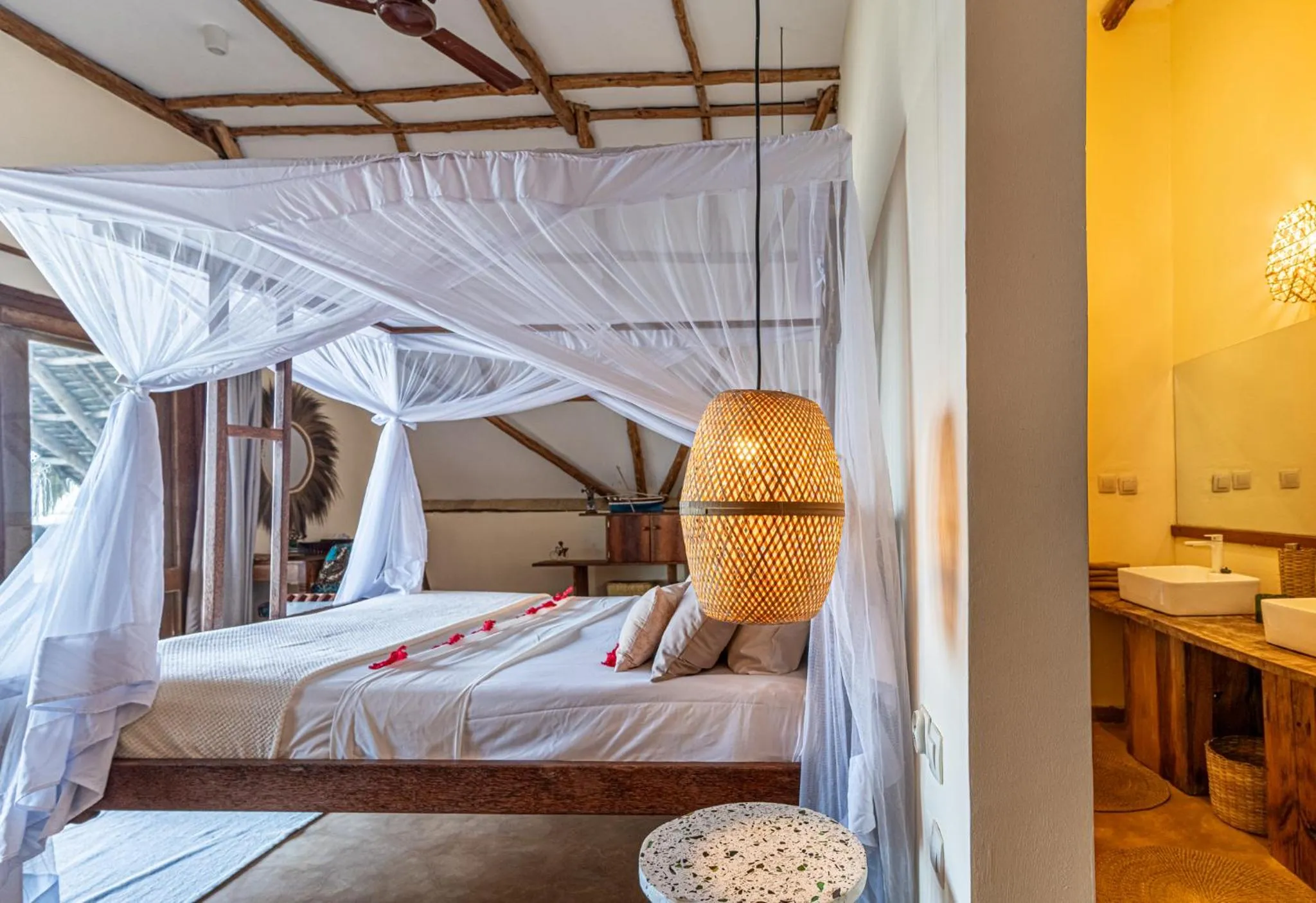 Bed in Marafiki Beach Hotel & SPA