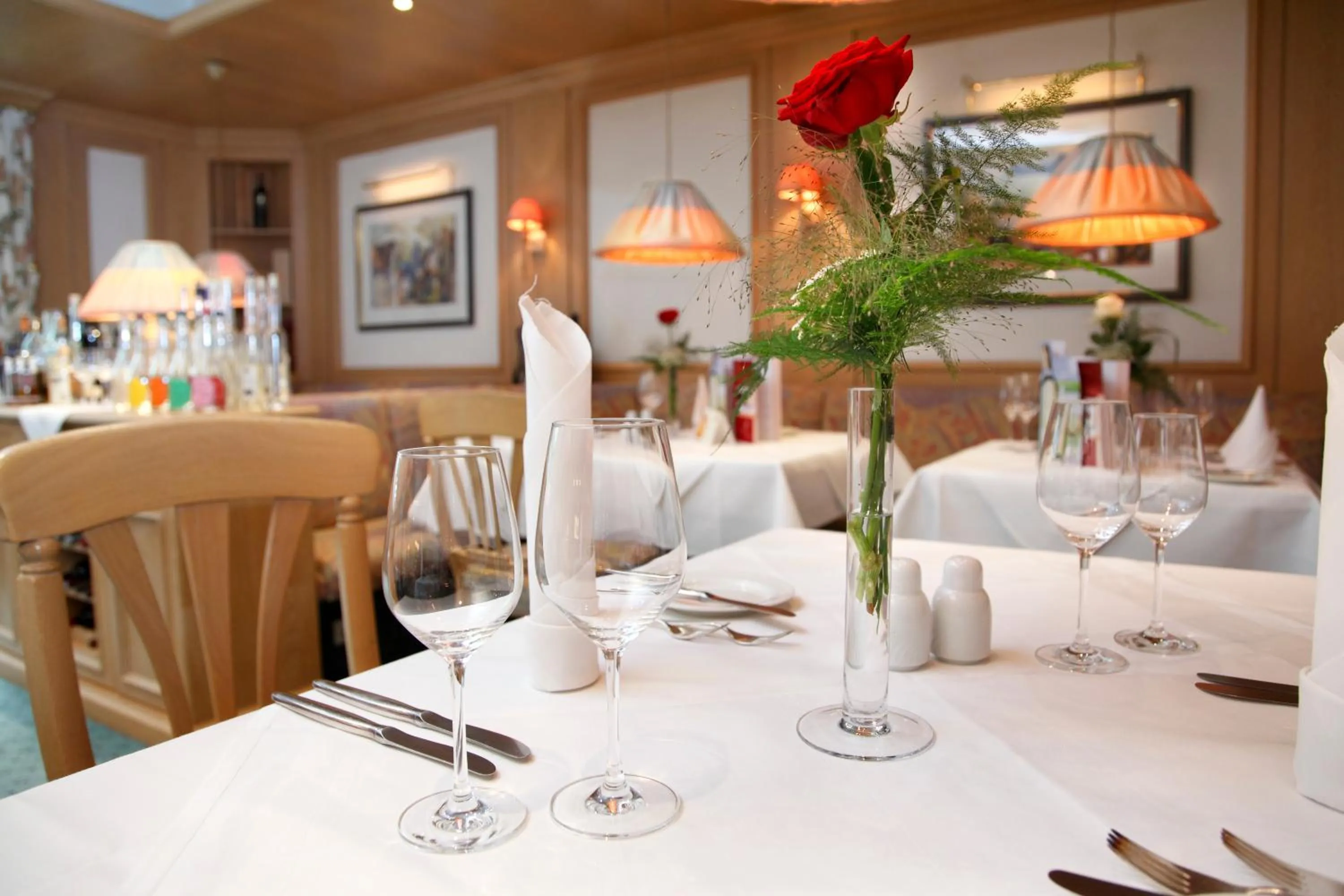 Restaurant/places to eat in Posthotel Usseln