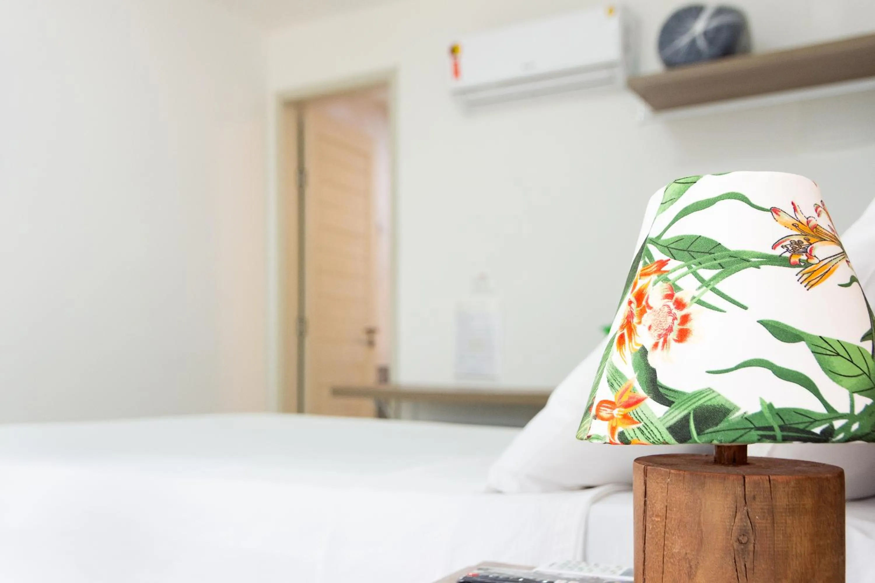 Photo of the whole room, Bed in Flats Angatu Porto de Galinhas PE