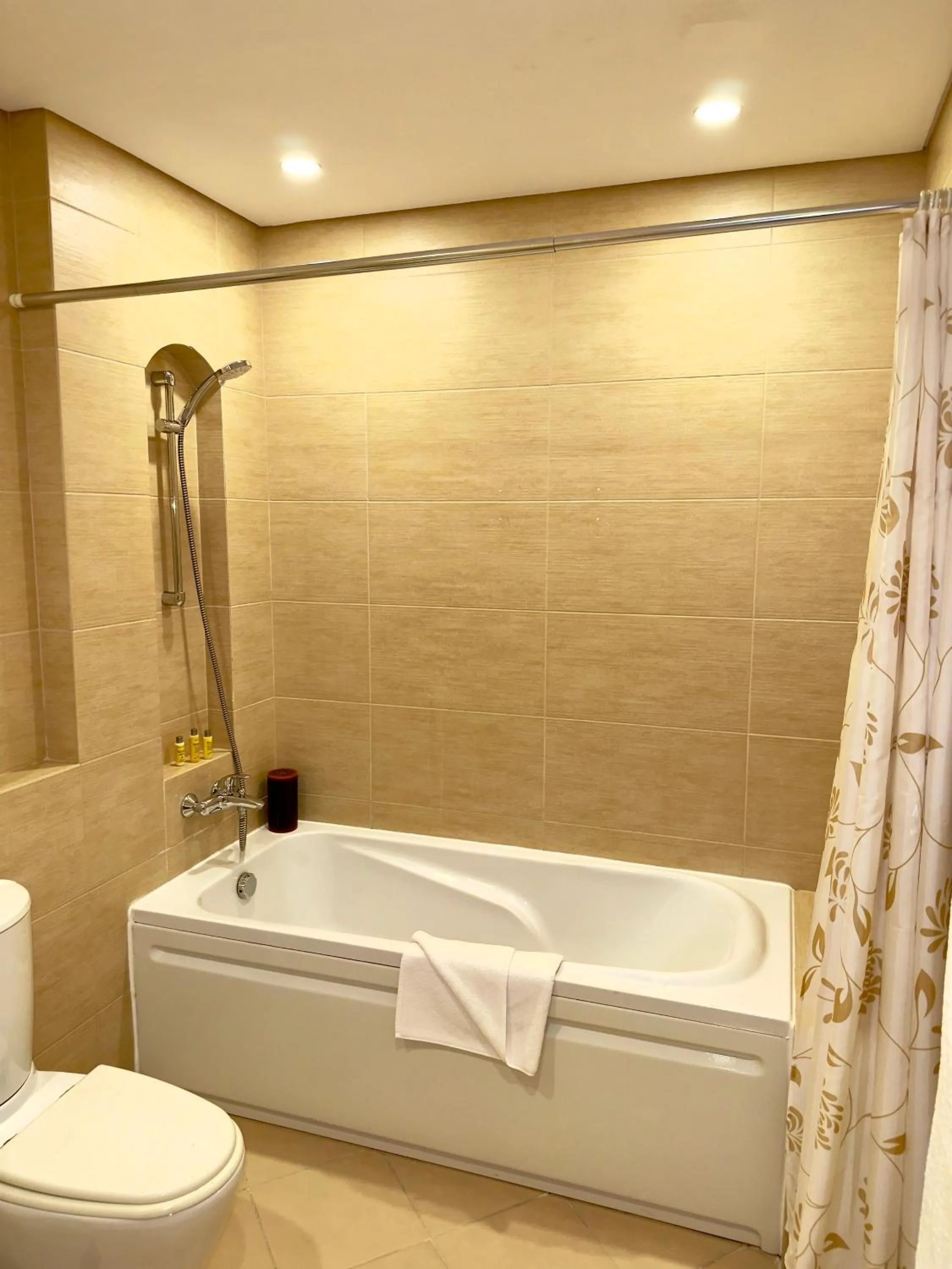 Shower in Mysk Al Fateh Bahrain