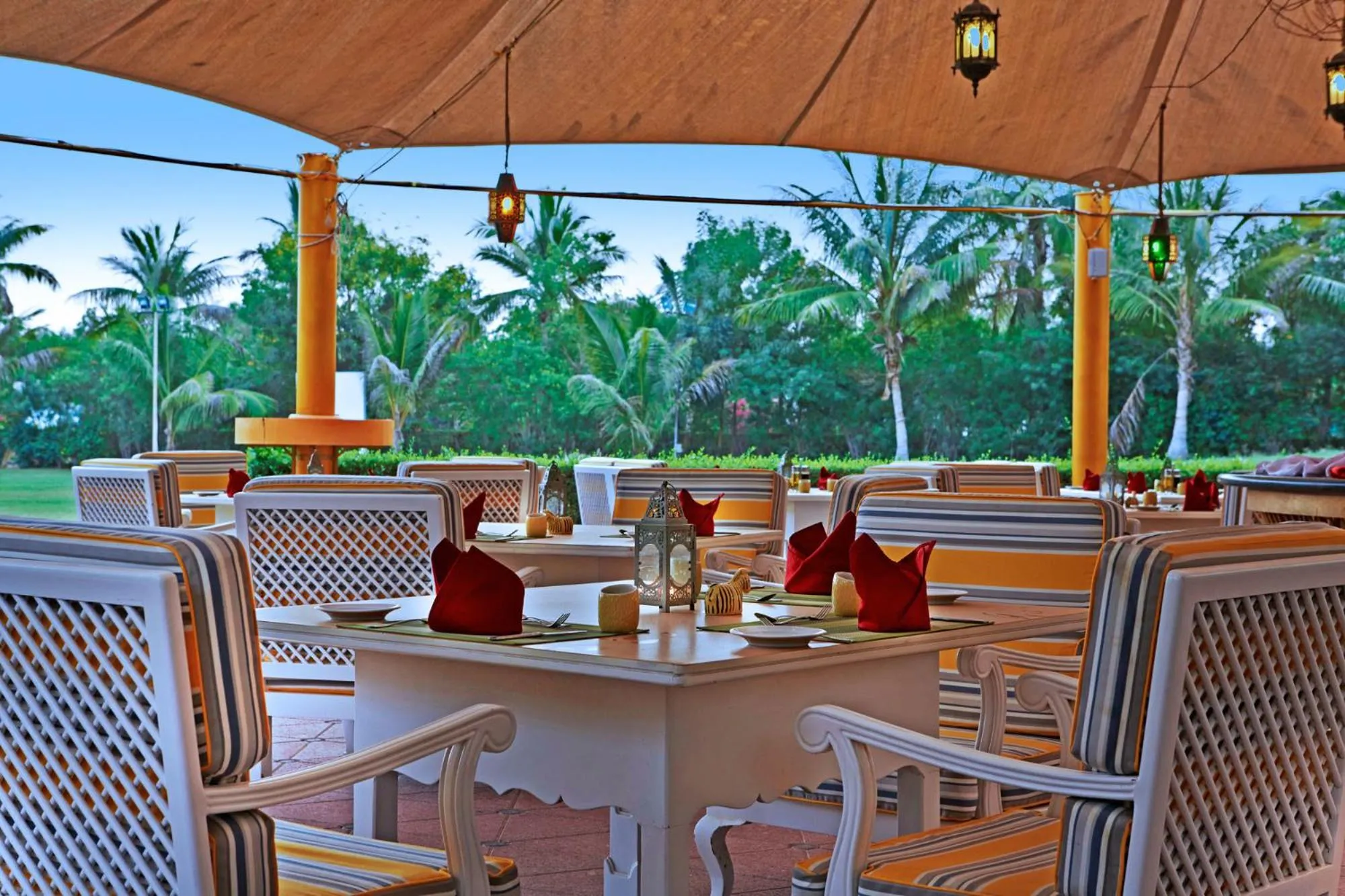 Restaurant/Places to Eat in Al Nahda Resort & Spa