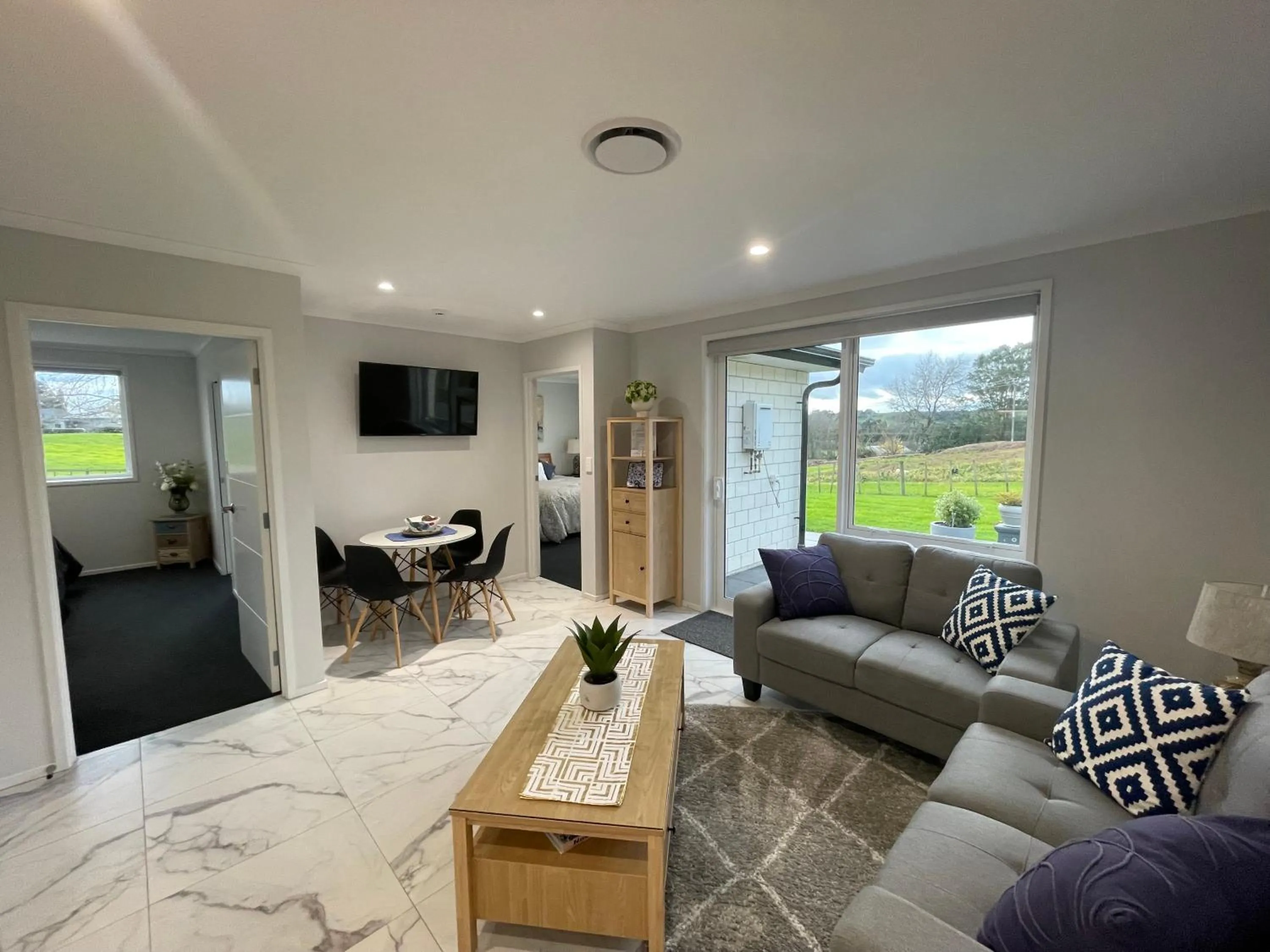 Living room in Veld View Bed and Breakfast