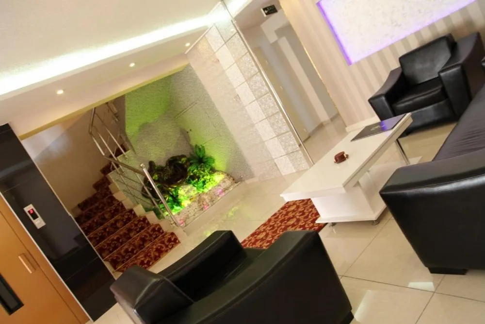 Lobby or reception in Hattuşirin Hotel