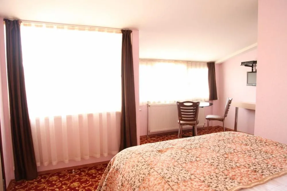 Decorative detail, Bed in Hattuşirin Hotel