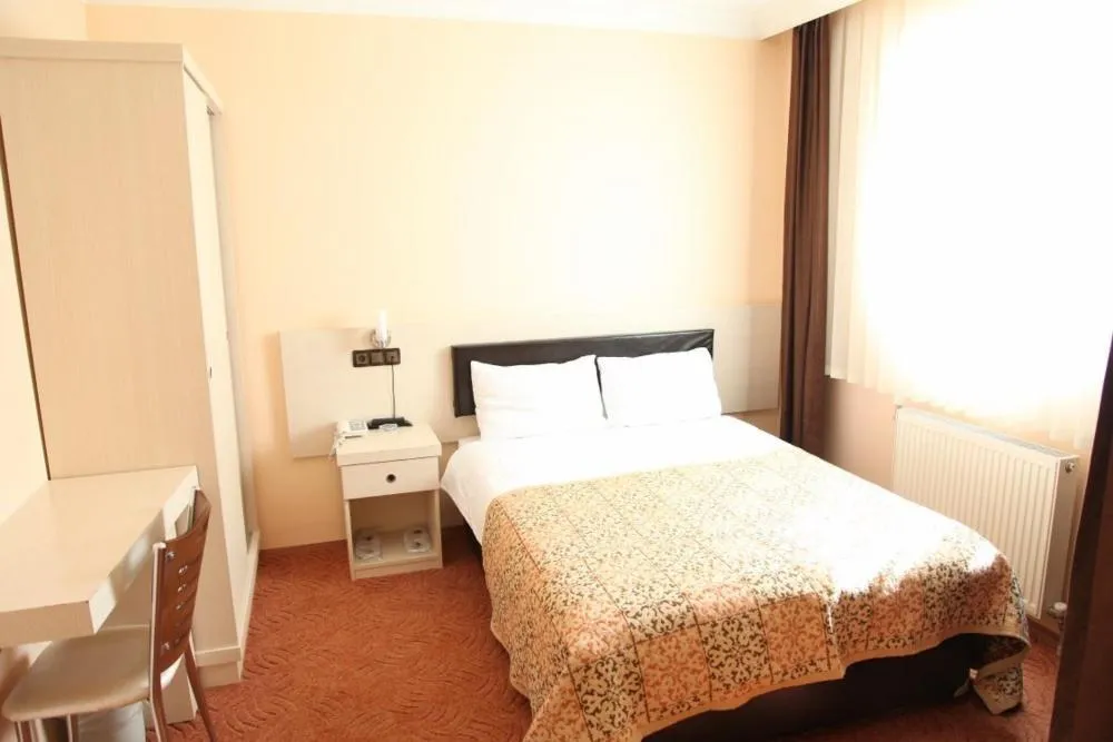 Decorative detail, Bed in Hattuşirin Hotel