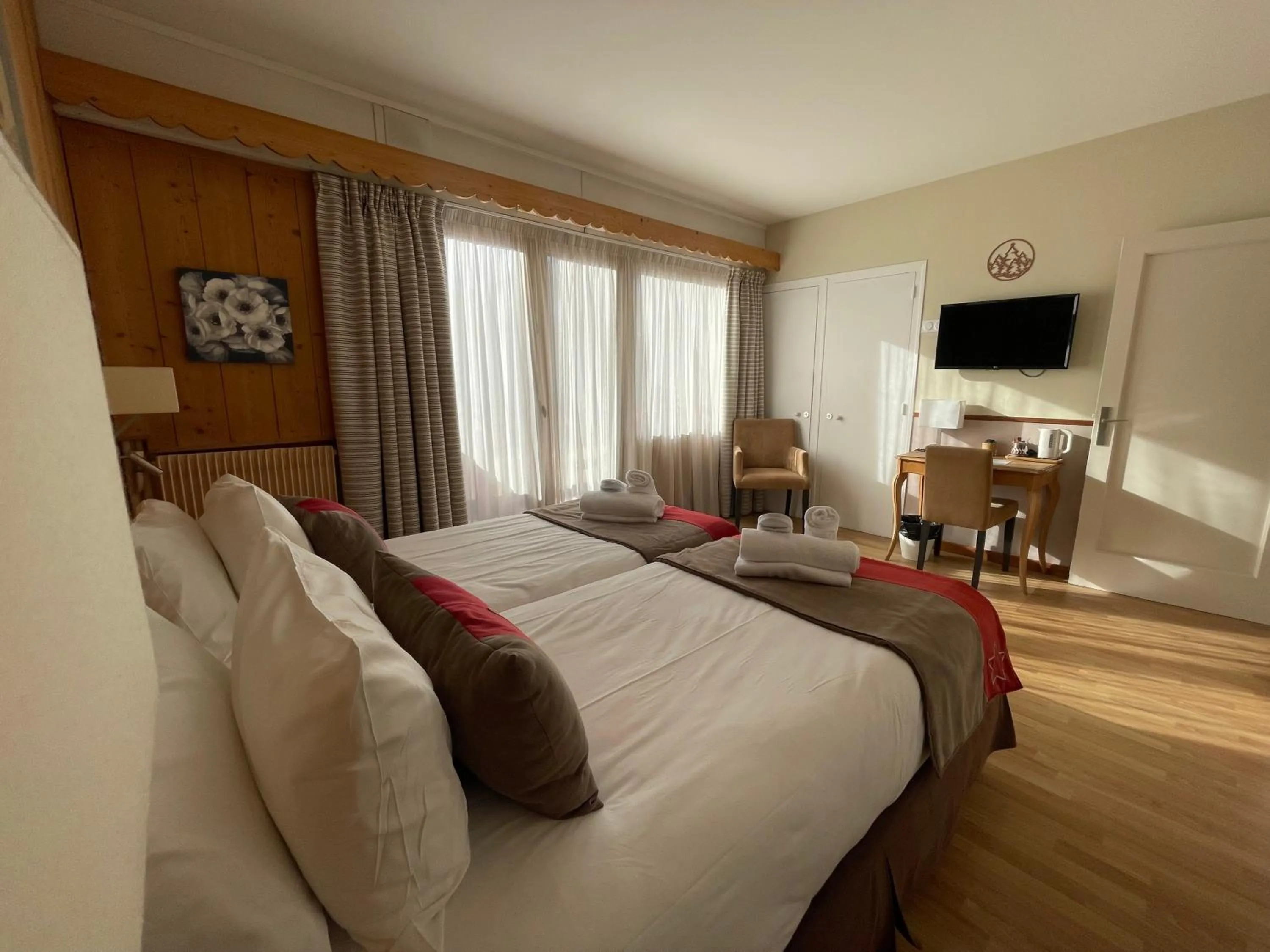 Bed in Chalet Hôtel La Sapinière