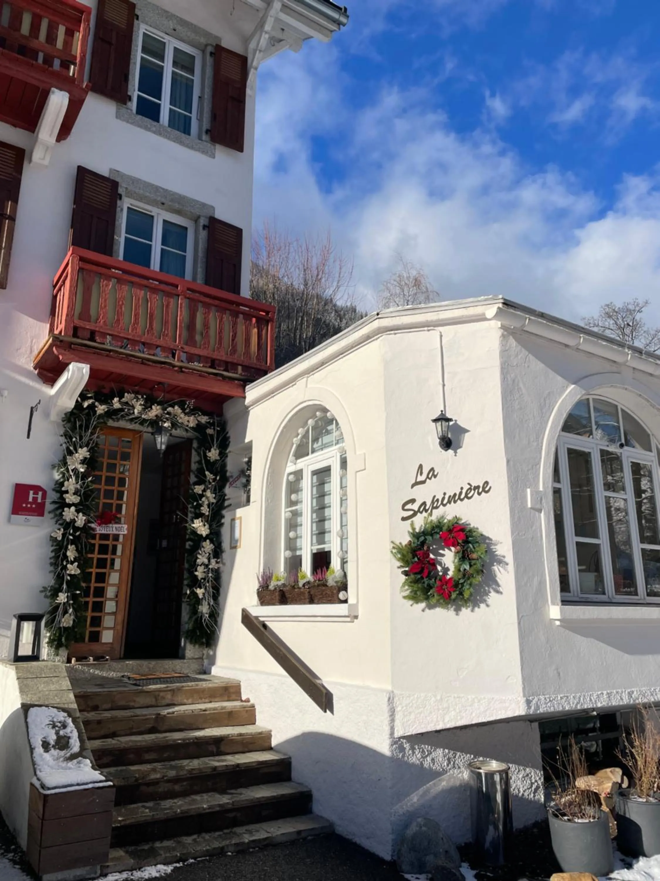 Property building in Chalet Hôtel La Sapinière