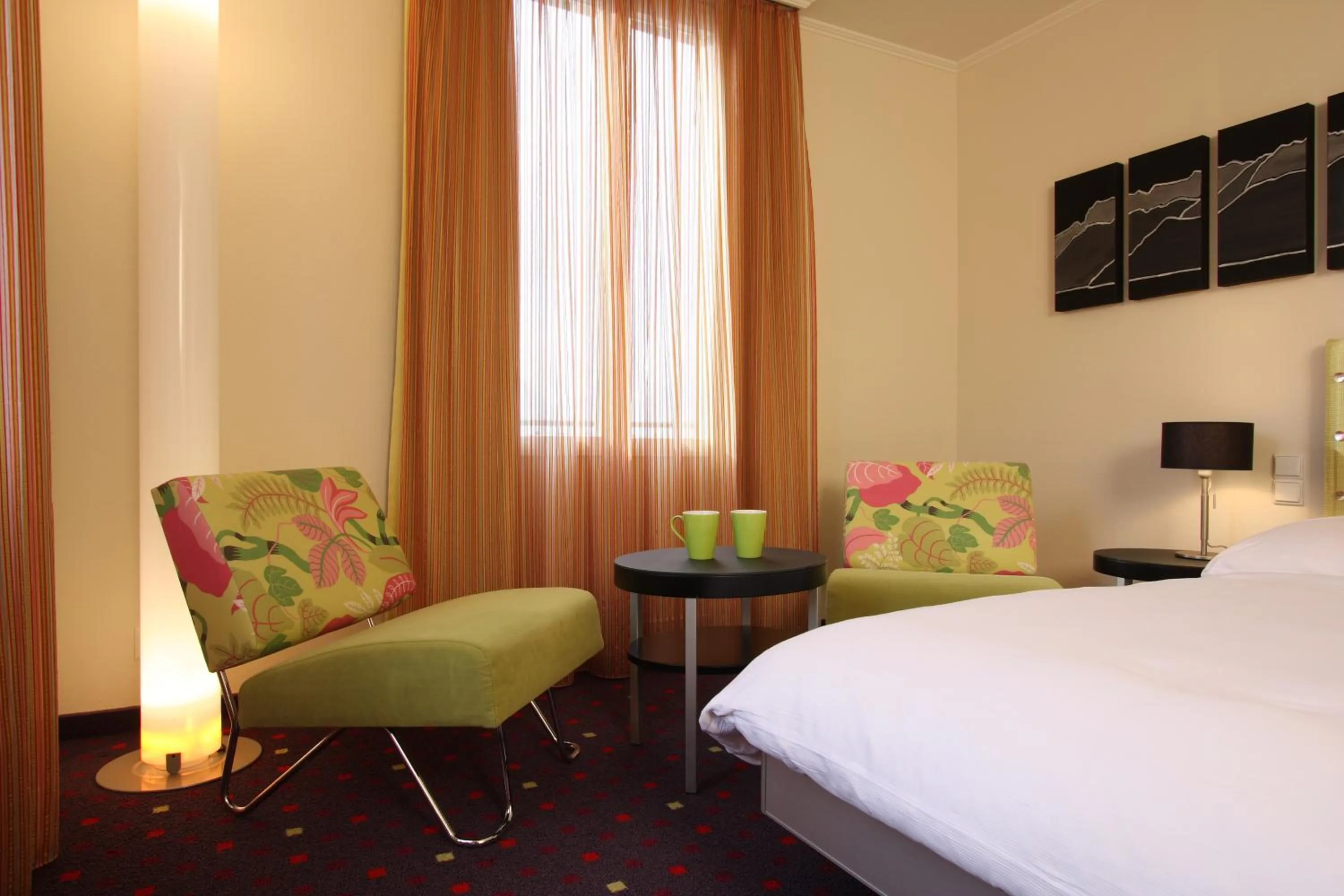 Bed in Seehotel Gotthard