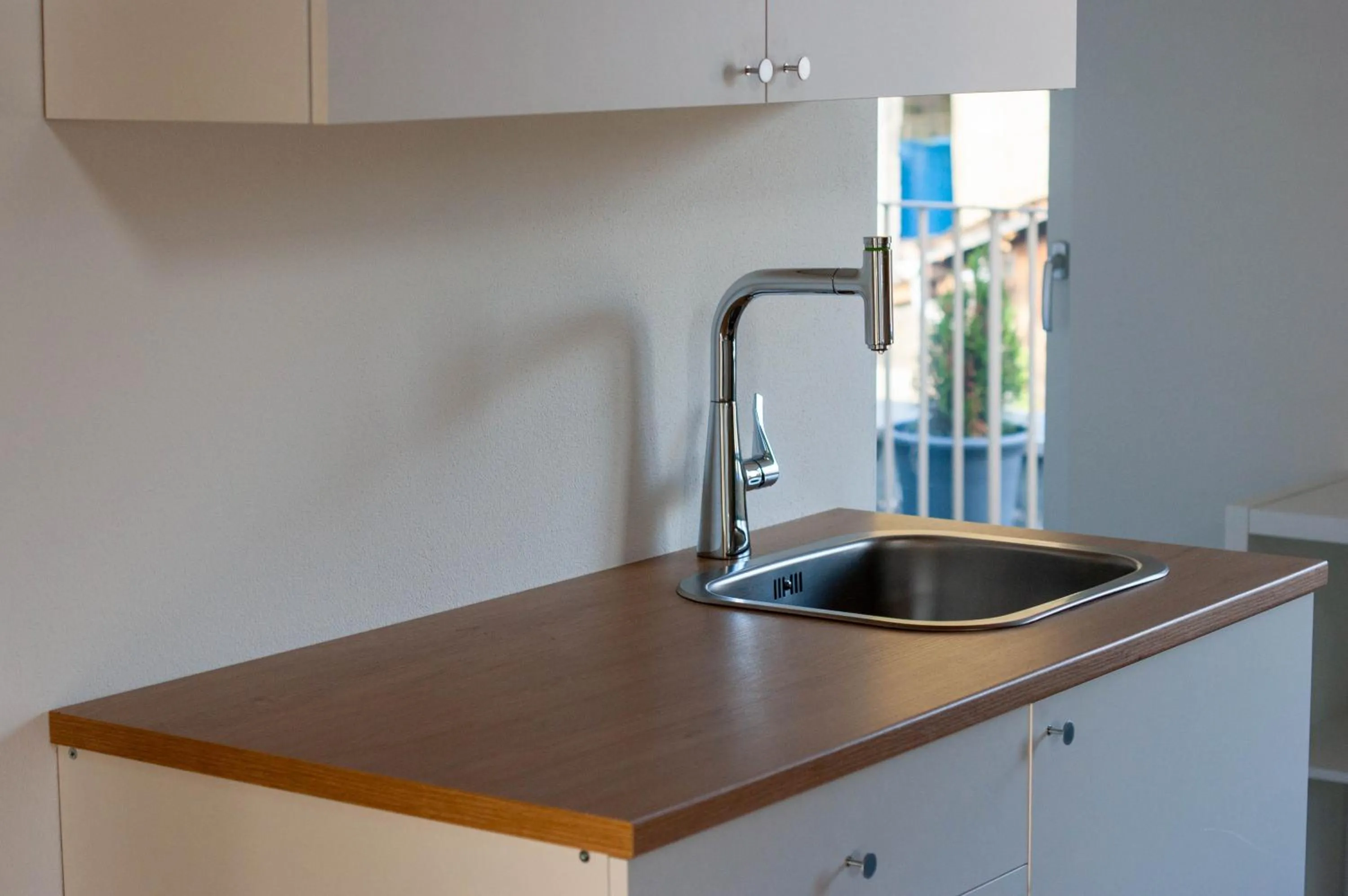 Kitchen or kitchenette in Budget rooms Pilatus - Alpnachstad