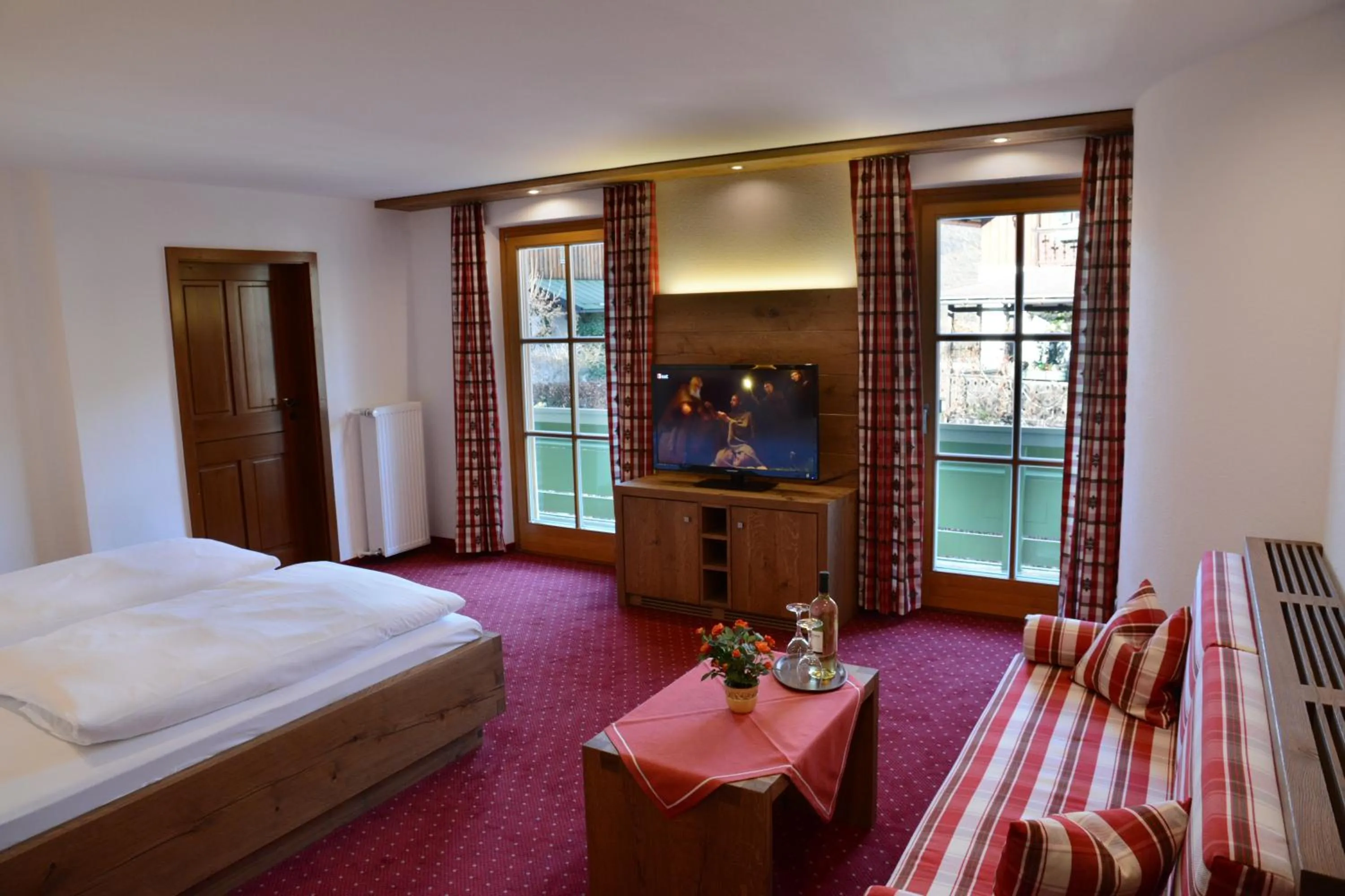 Photo of the whole room, Bed in Hotel Krone