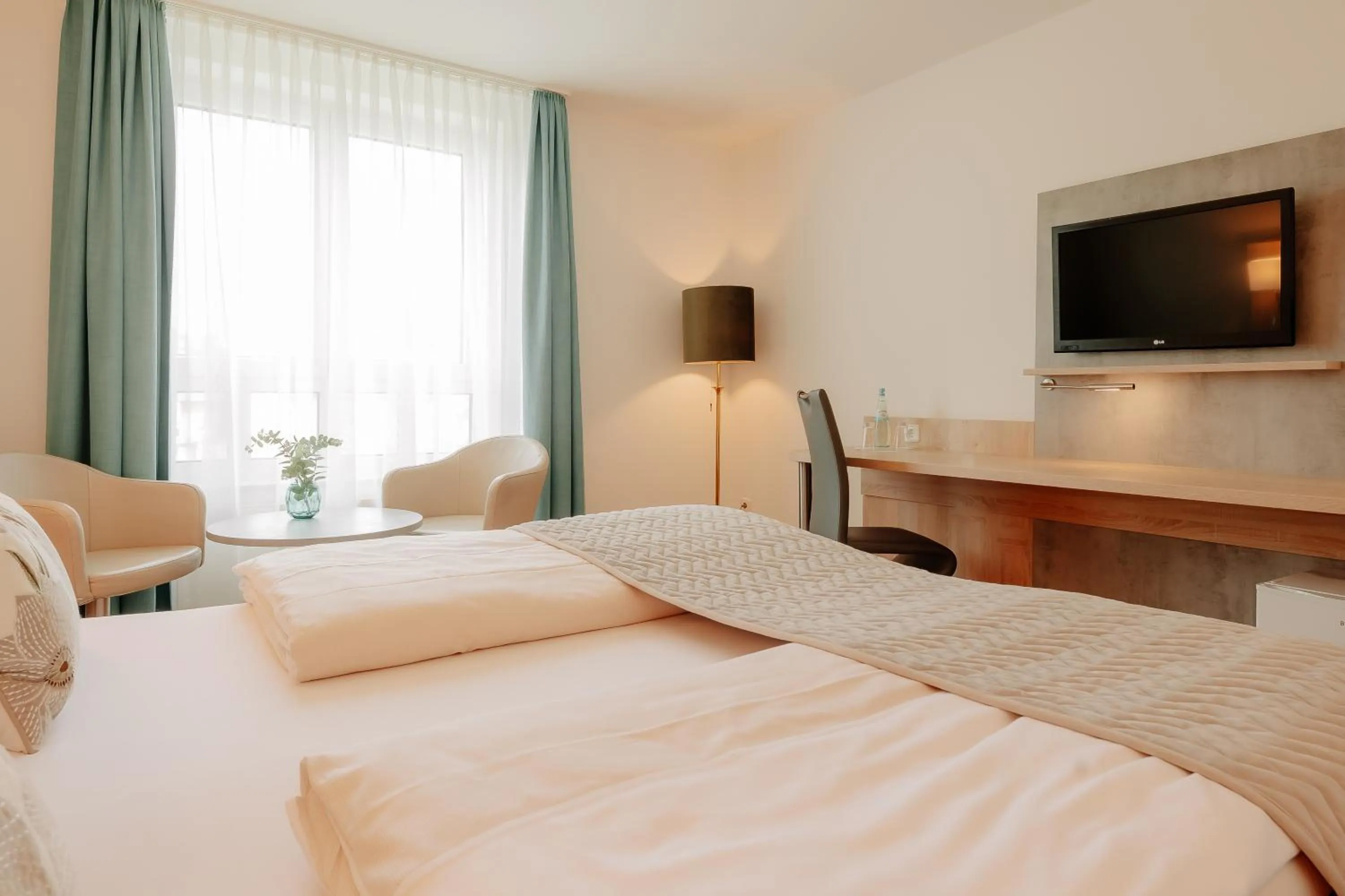 Bed in CASCADA Rheine by Hackmann